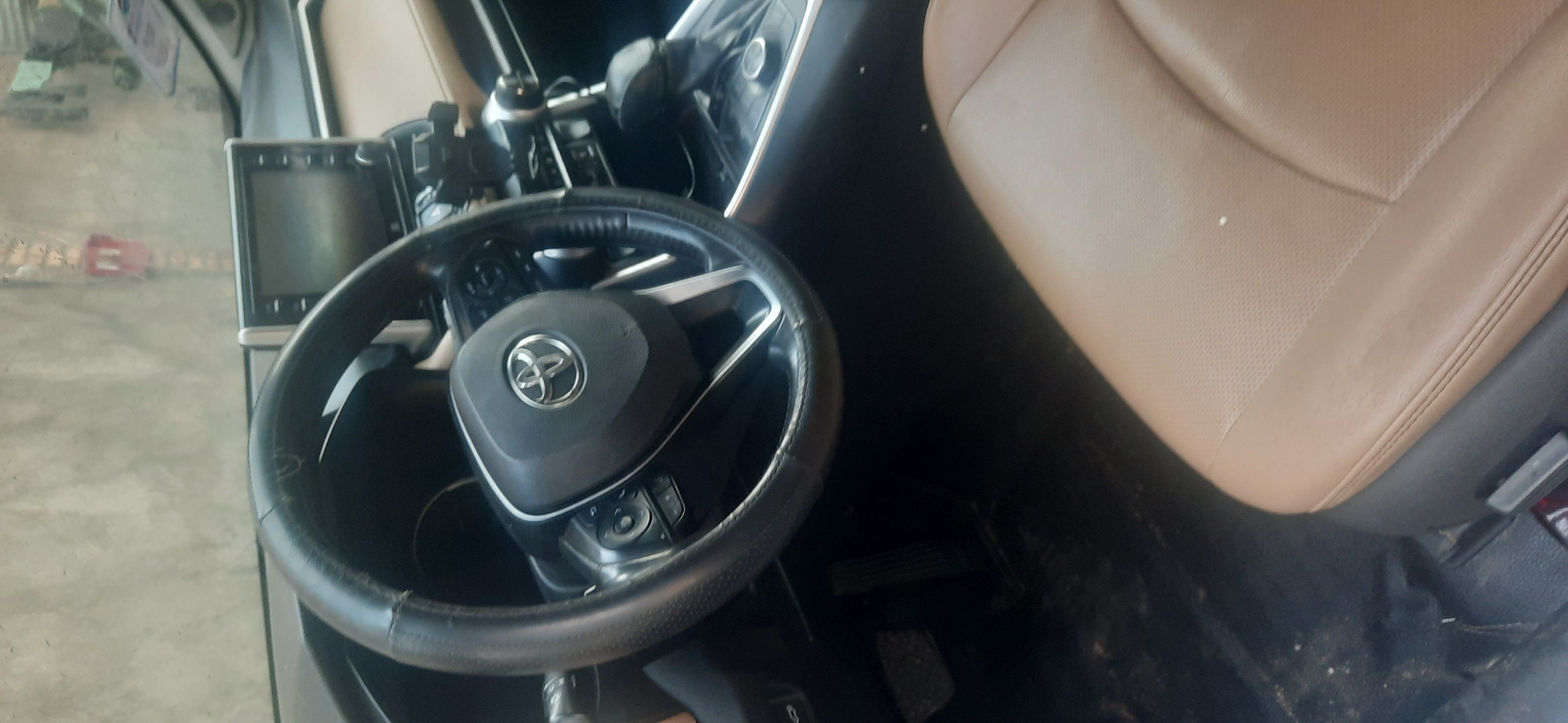 Toyota rav4 2020 - Image