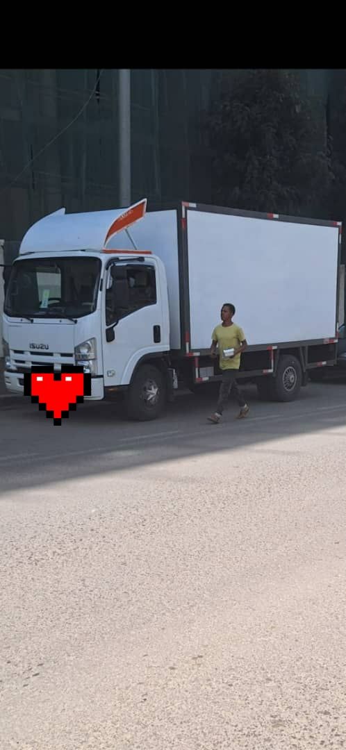 isuzu container 2023