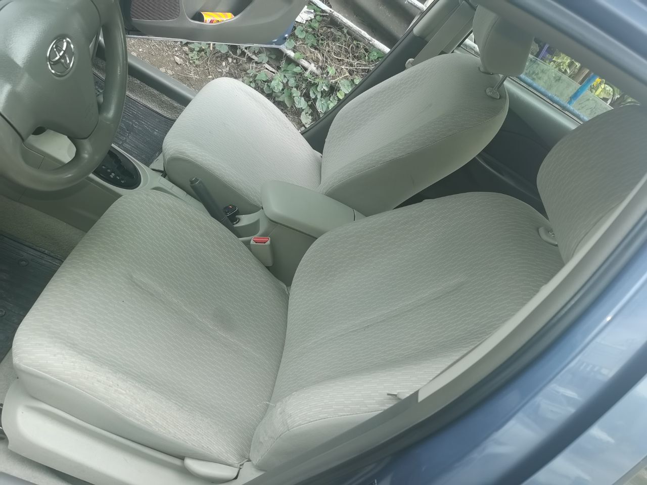 Toyota yaris sedan  2013 - Image