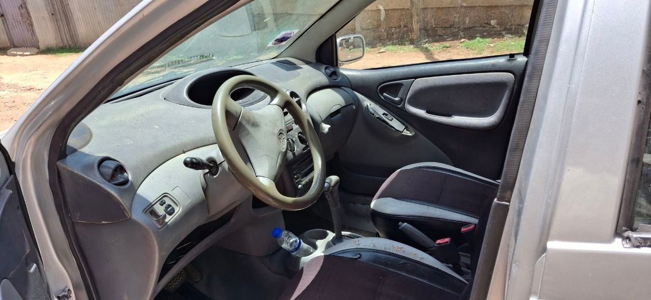 Toyota Vitz 1999 - Image