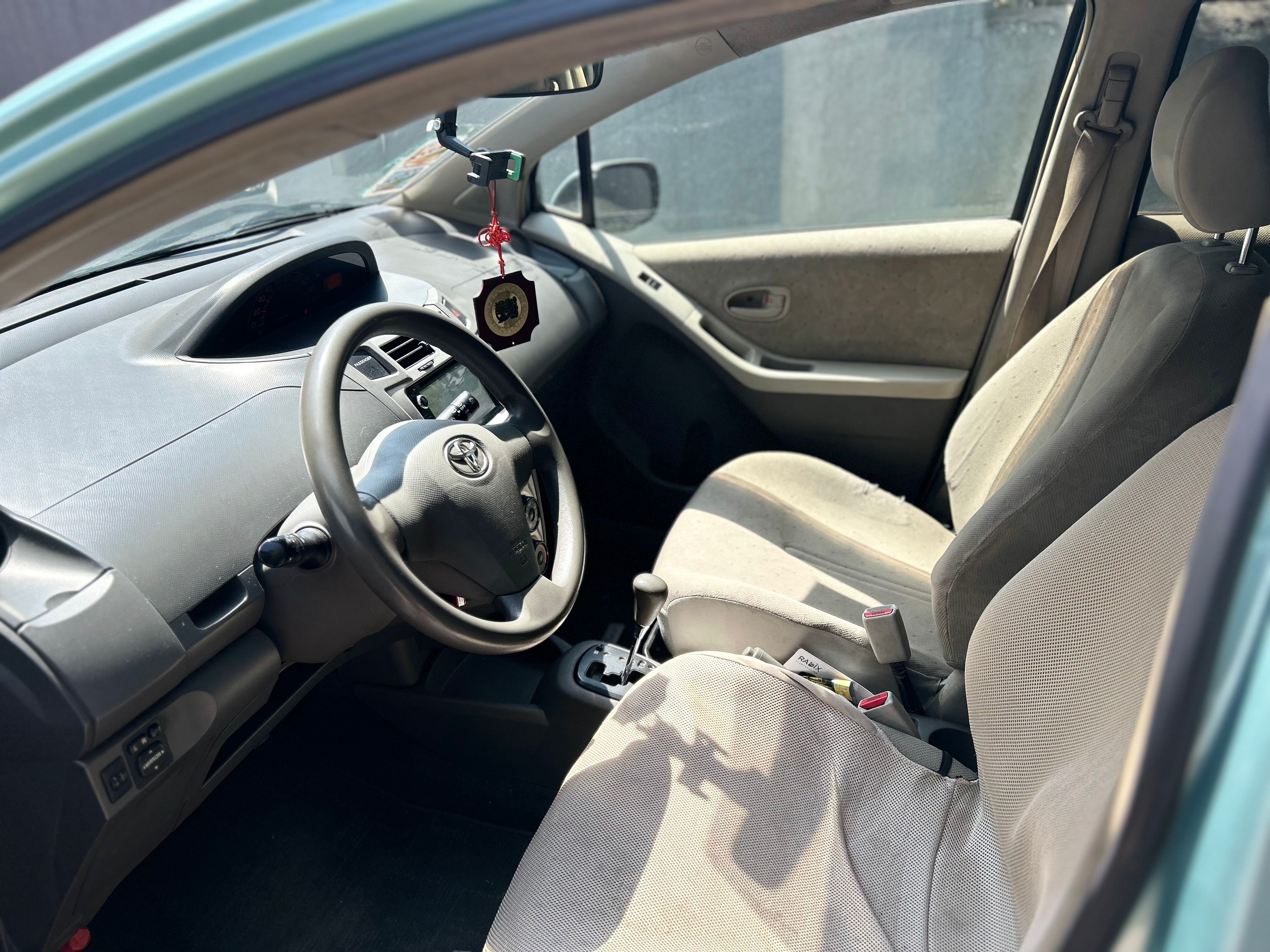 Yaris Compact 2010 - Image