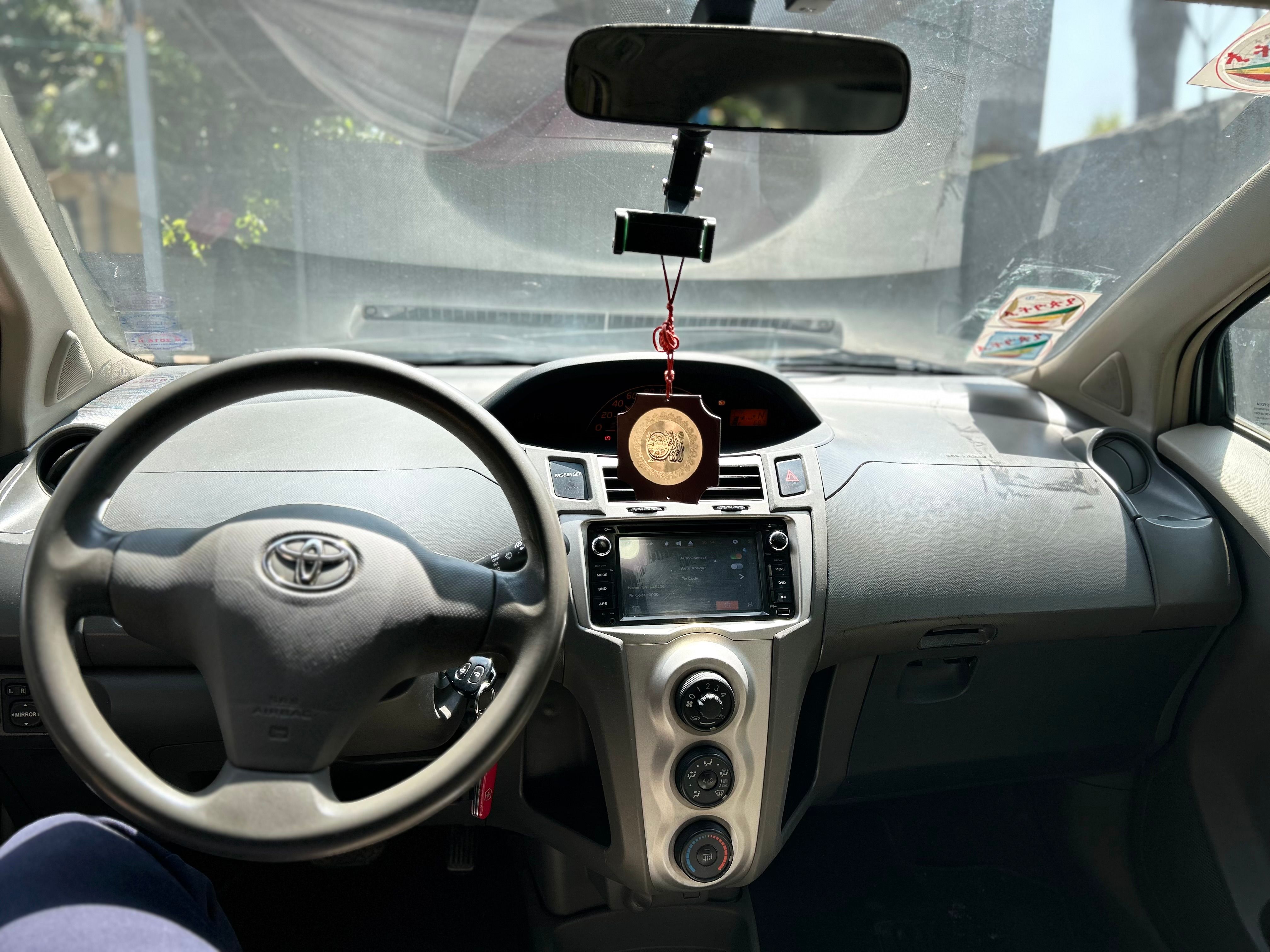 Yaris Compact 2010 - Image