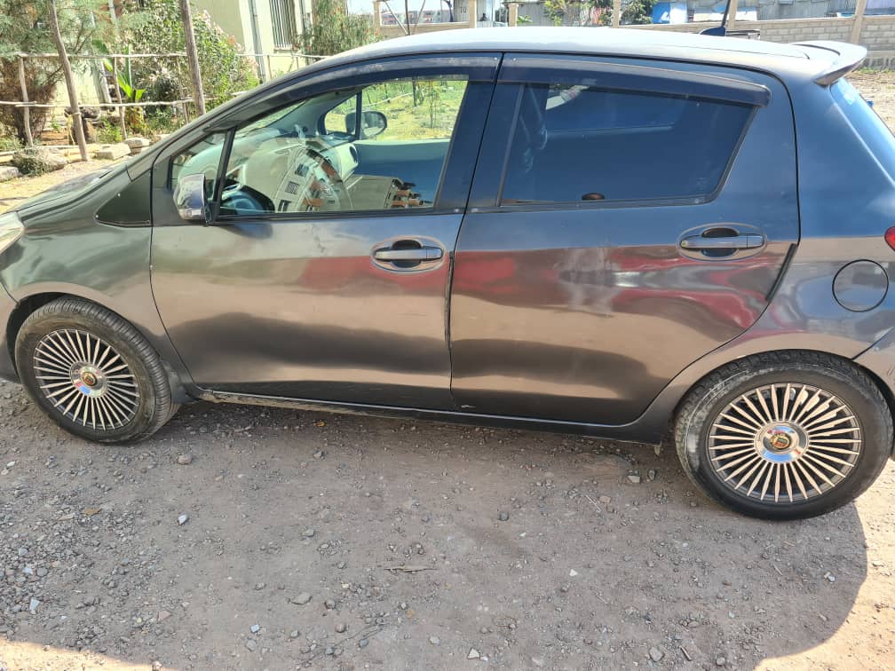 Toyota Yaris - Image