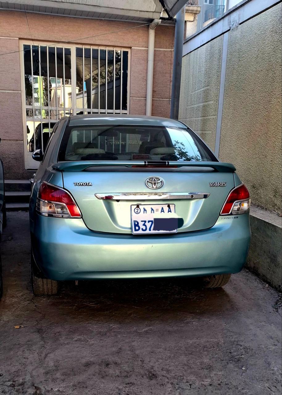 Toyota Yaris 2010 - Image