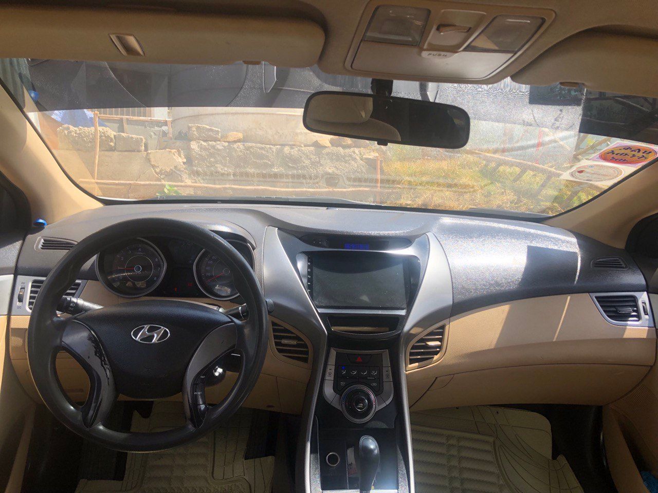 Hyundai Elantra 2012 - Image