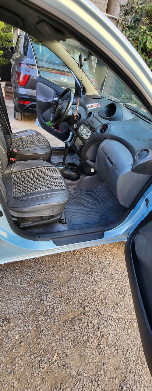 Toyota Vitz - 2004 - Image