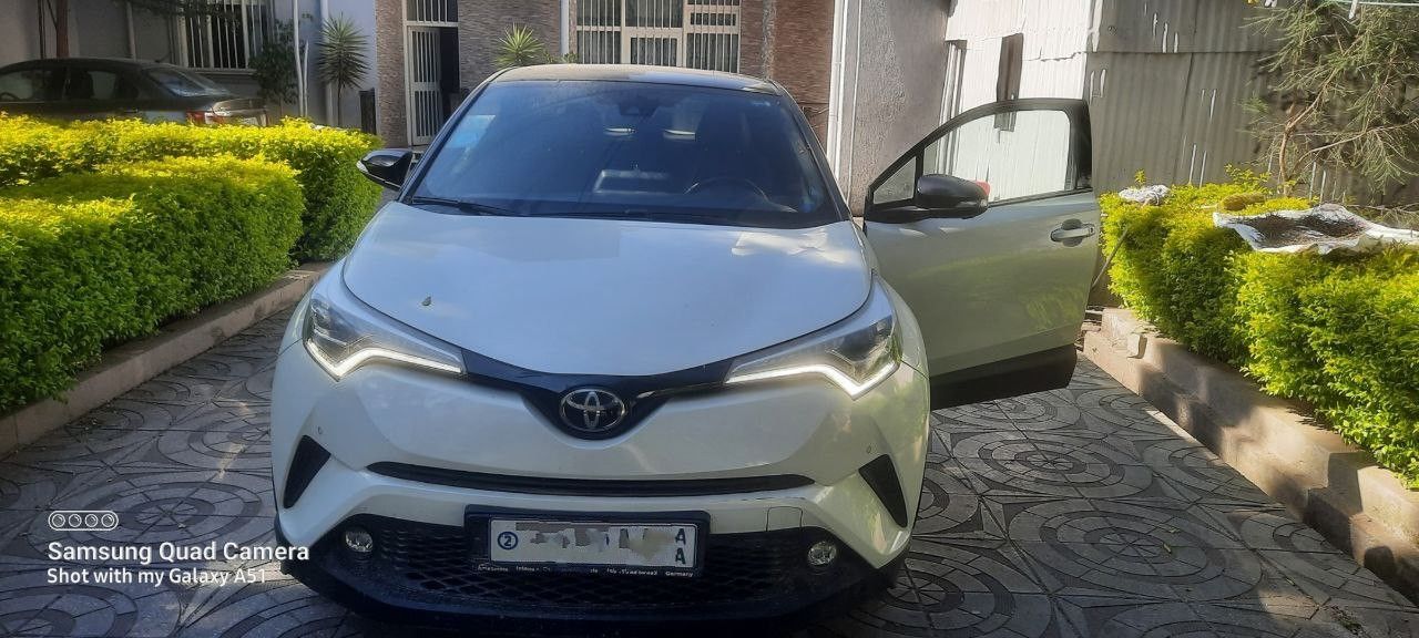 Toyota CH-R 2016