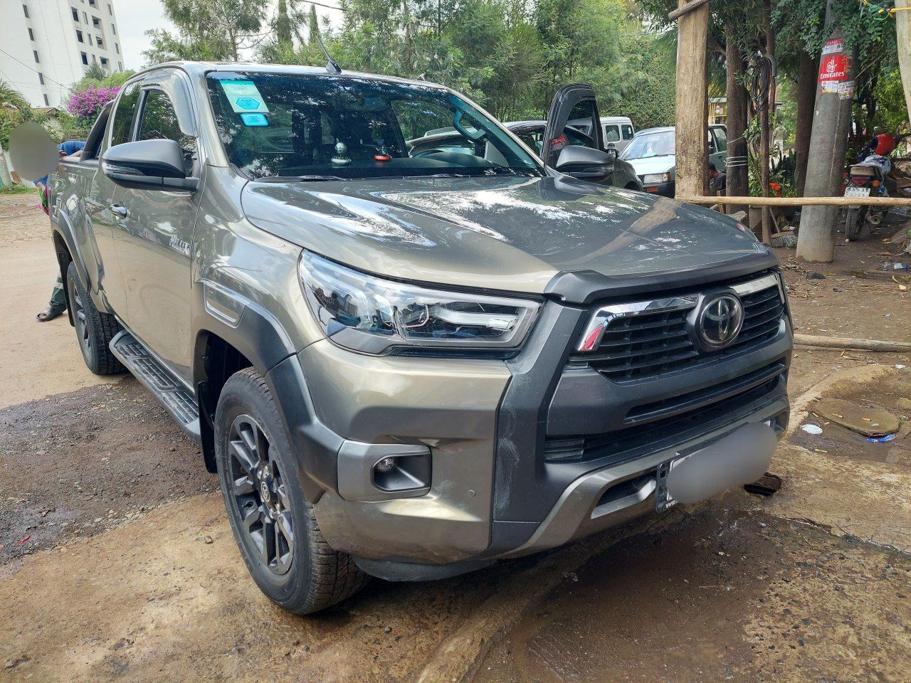 TOYOTA INVINCIBLE 2022