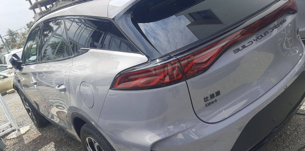 BYD TANG HYBRID SMART DRIVE 2025