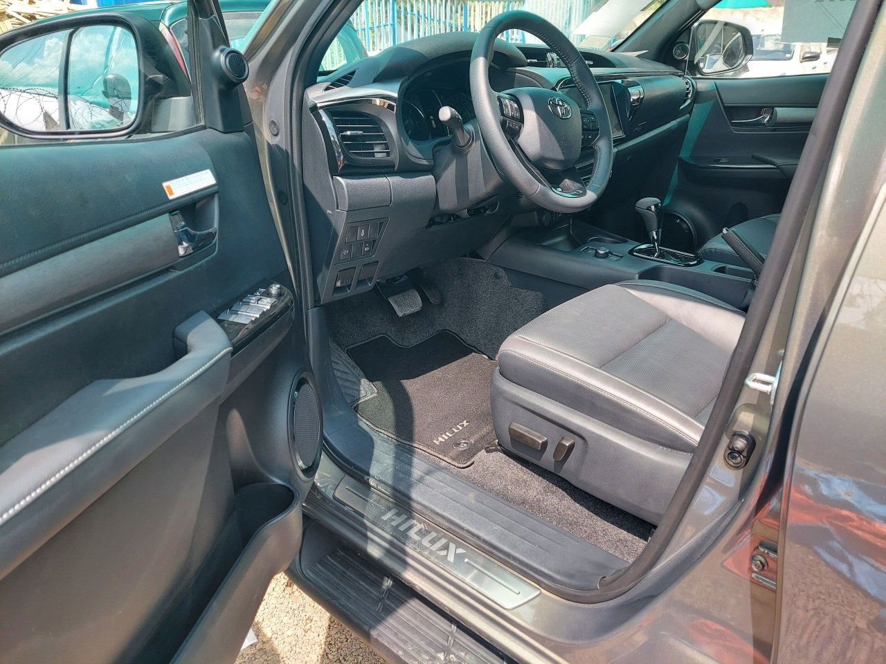 TOYOTA DOUBLECAP MILD HYBRID ባንክ 50/50 ይመቻቻል - Image