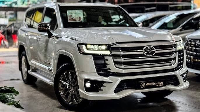 LAND CRUISER V6 HYBRID 2025 - Image