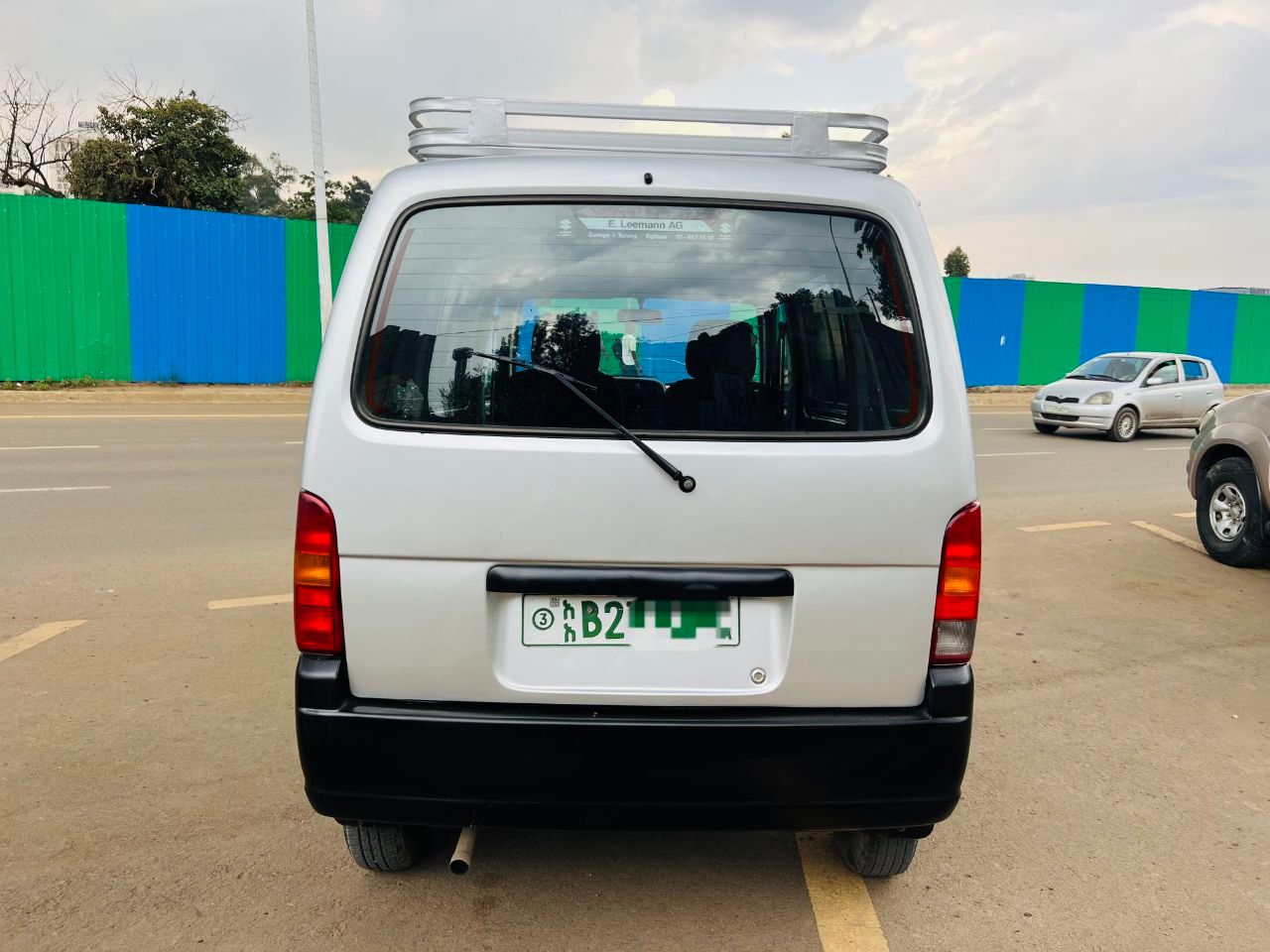 Suzuki carry 1.3 , 4 ፒስተን  1.3 million neg. ባንክ ይመቻቻል - Image