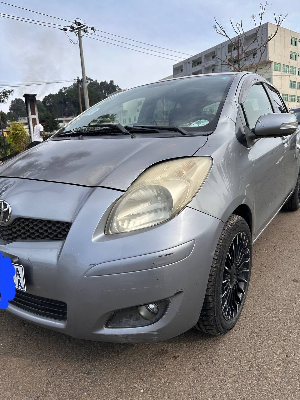 Toyota Yaris Compact 2010 - Image