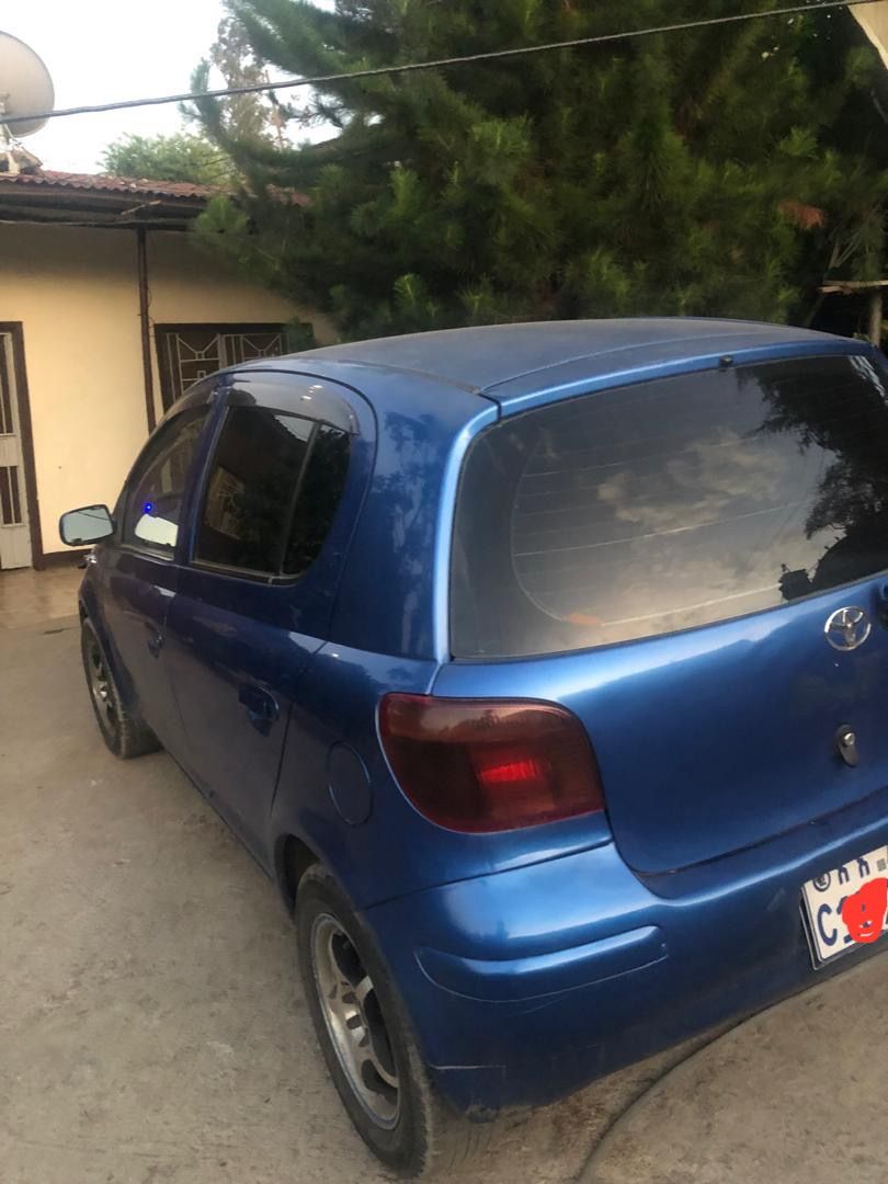 Toyota Vitz  - Image