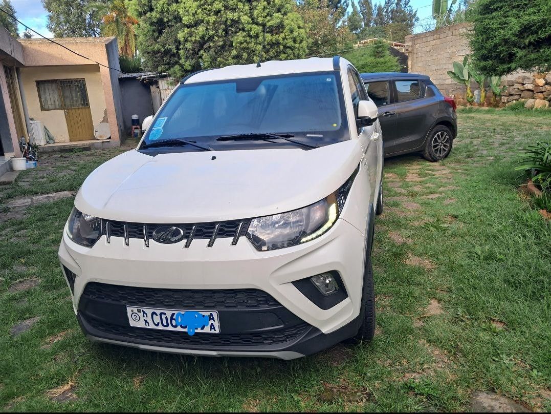Mahindra KUV-100 - Image