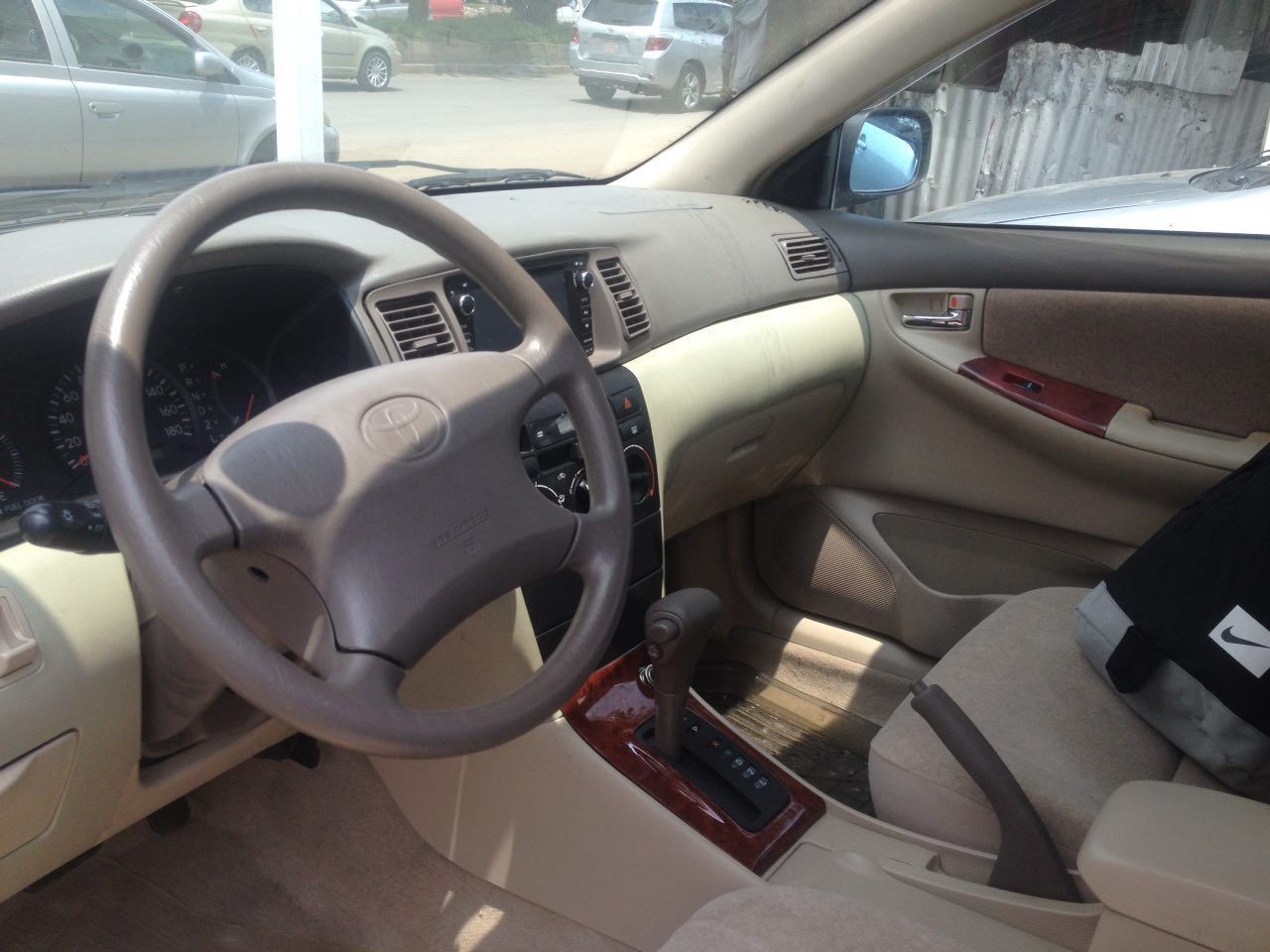 toyota corolla  - Image