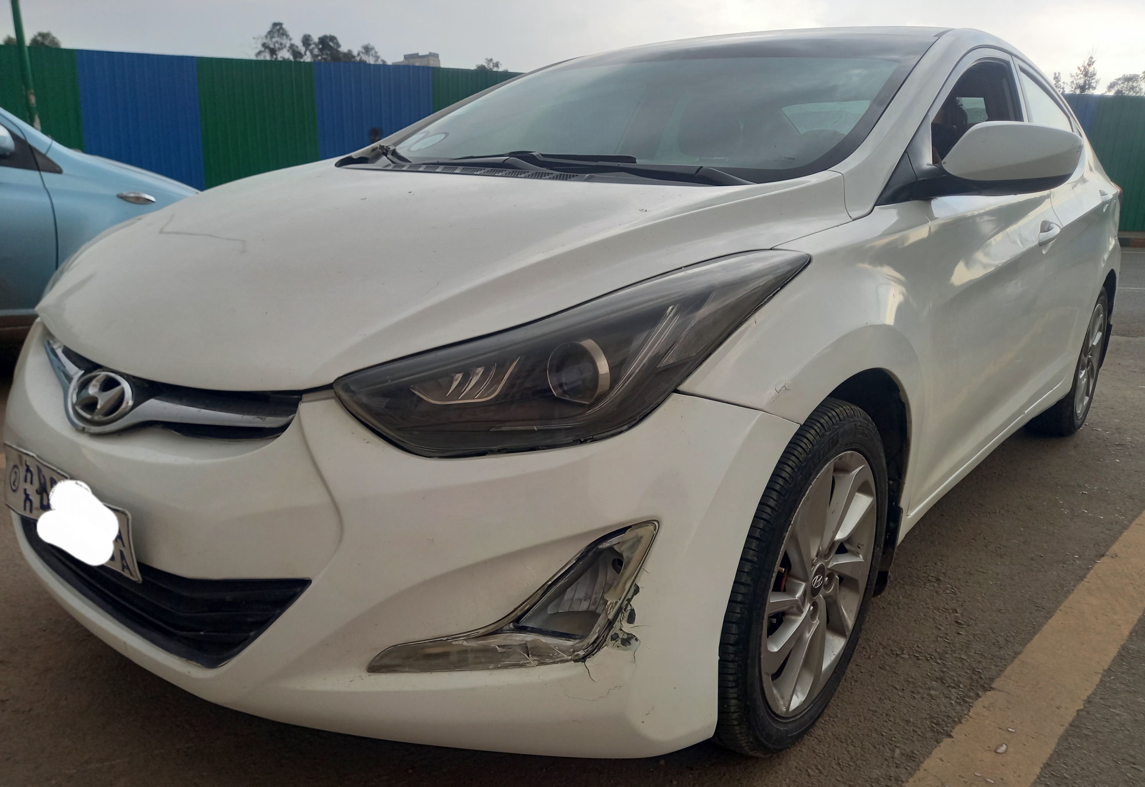 Hyundai Elantra - Image