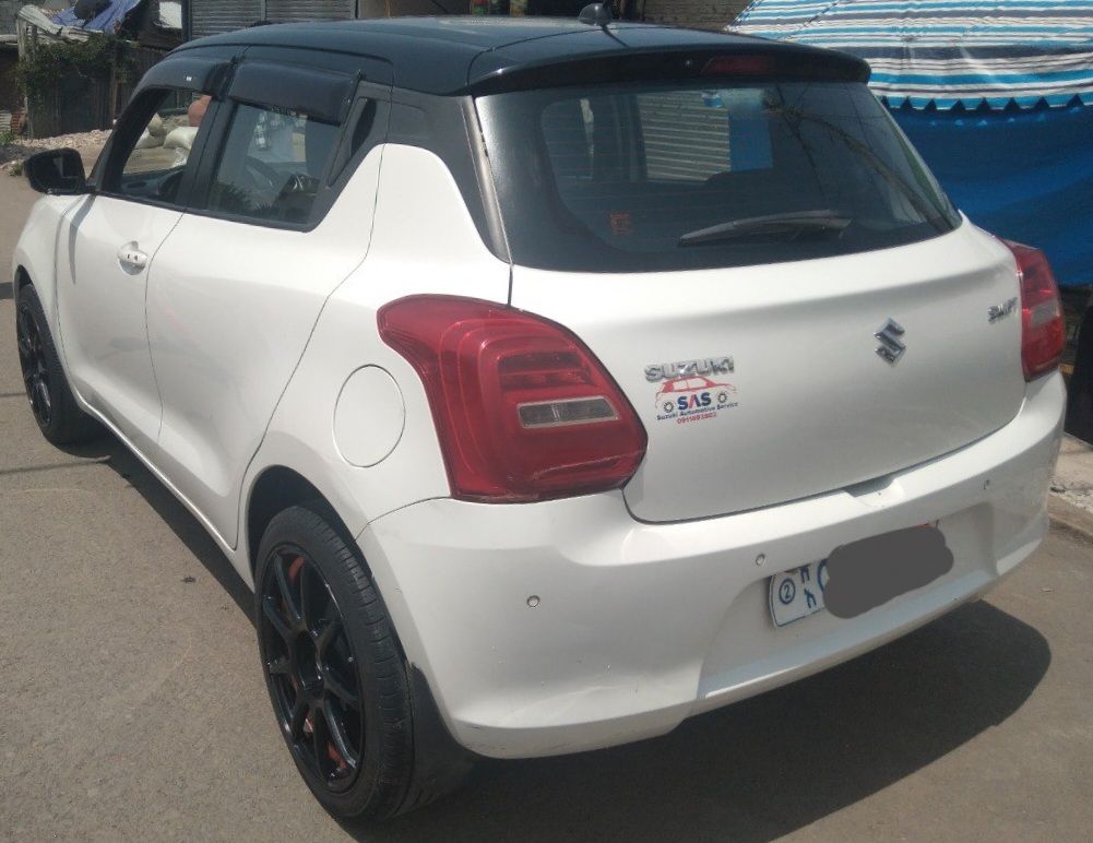 Suzuki Swift  - Image