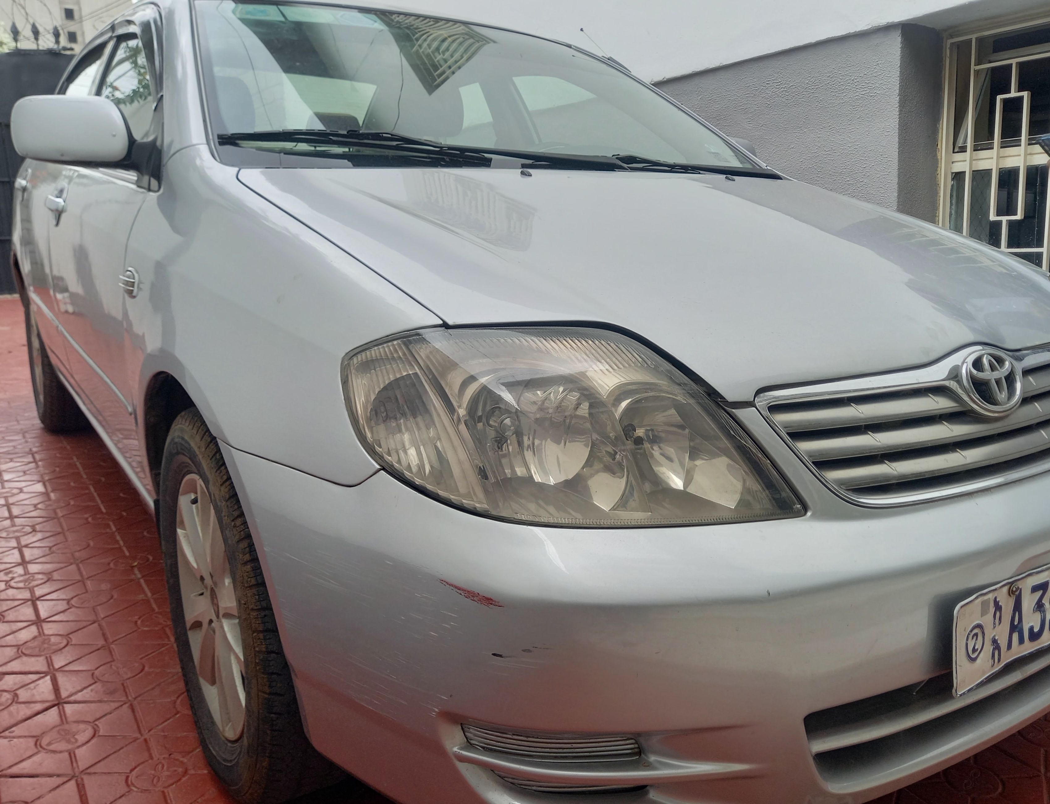 Toyota Corolla (ያልዞረ) - Image