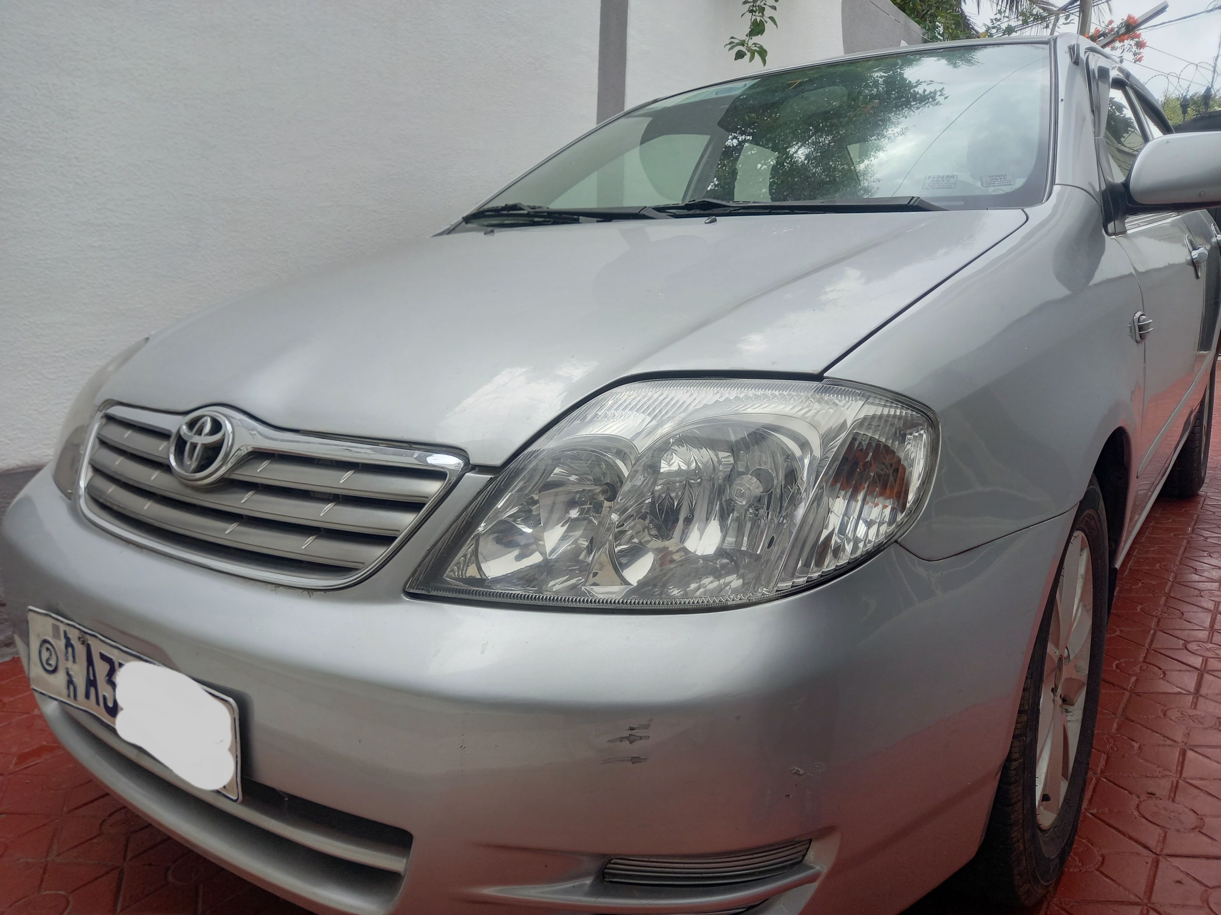 Toyota Corolla (ያልዞረ) - Image