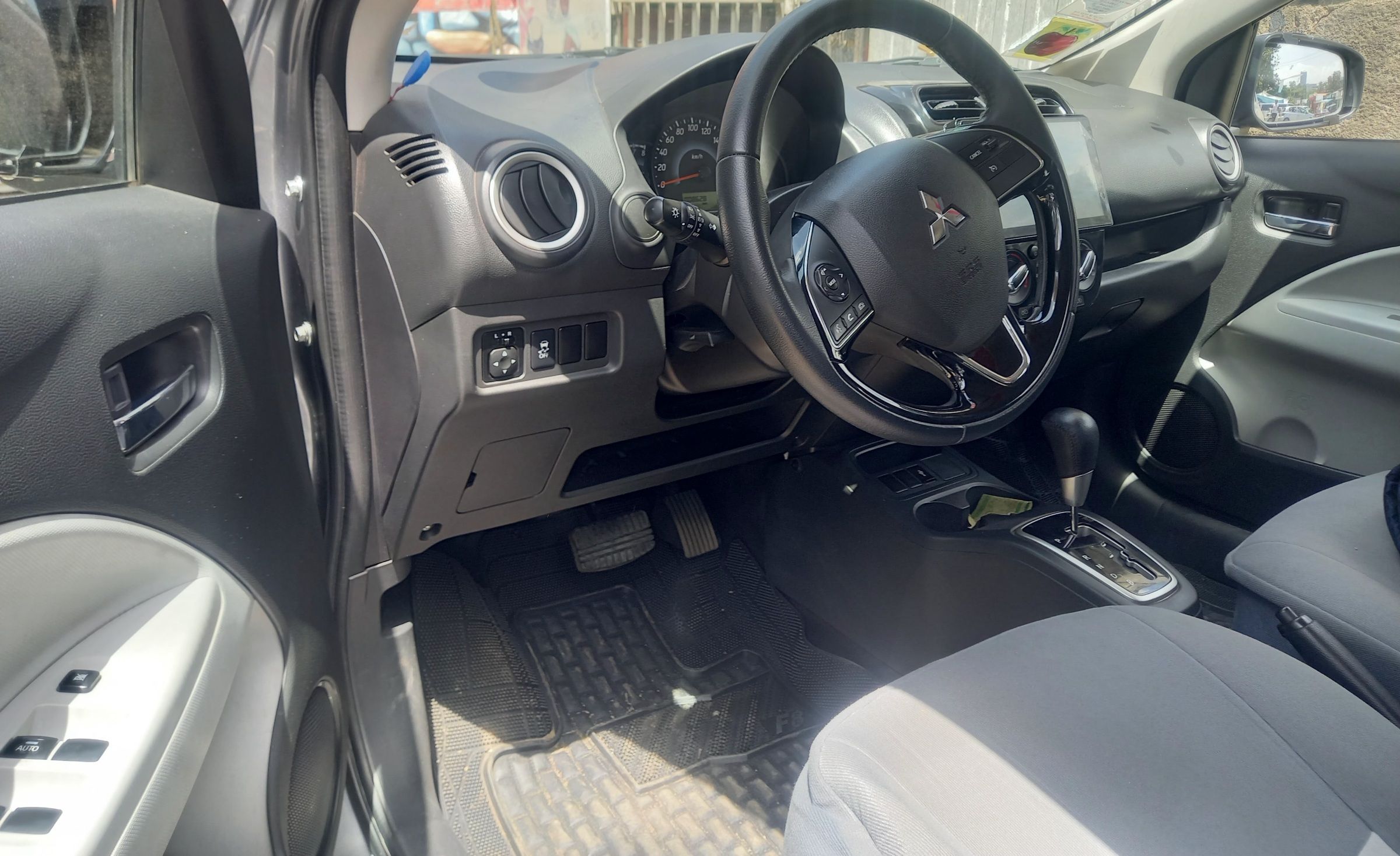 Mitsubishi Attrage - Image