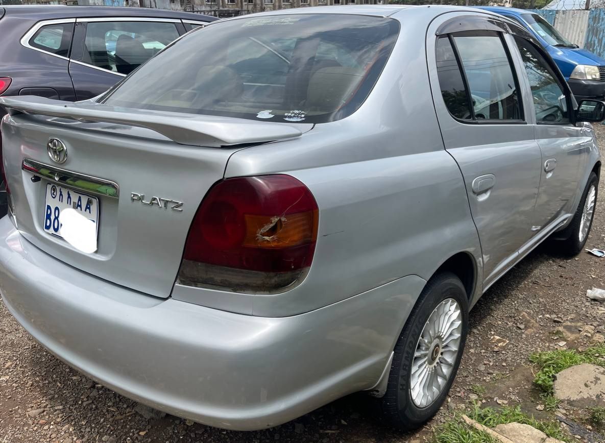 Toyota Platz (Real) - Image