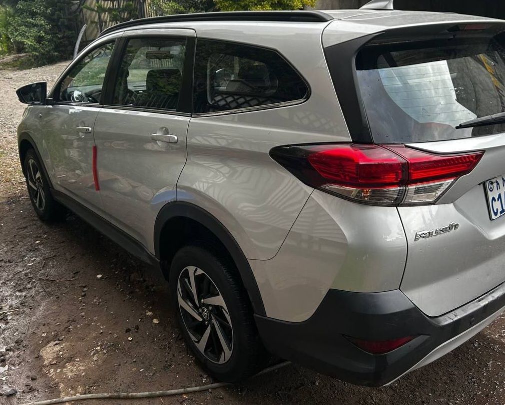 Toyota Rush (G) - Image