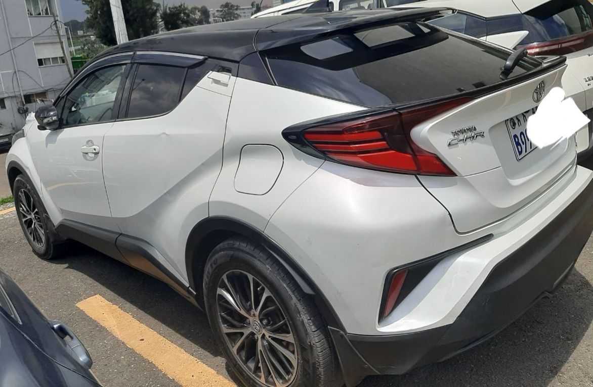 Toyota C-HR (2021)