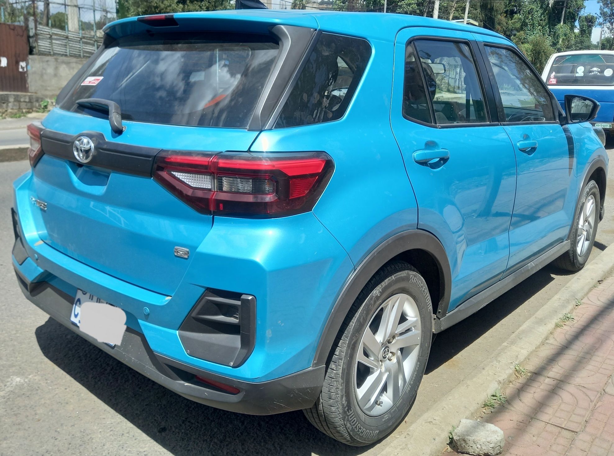Toyota Raize (1.2CC)