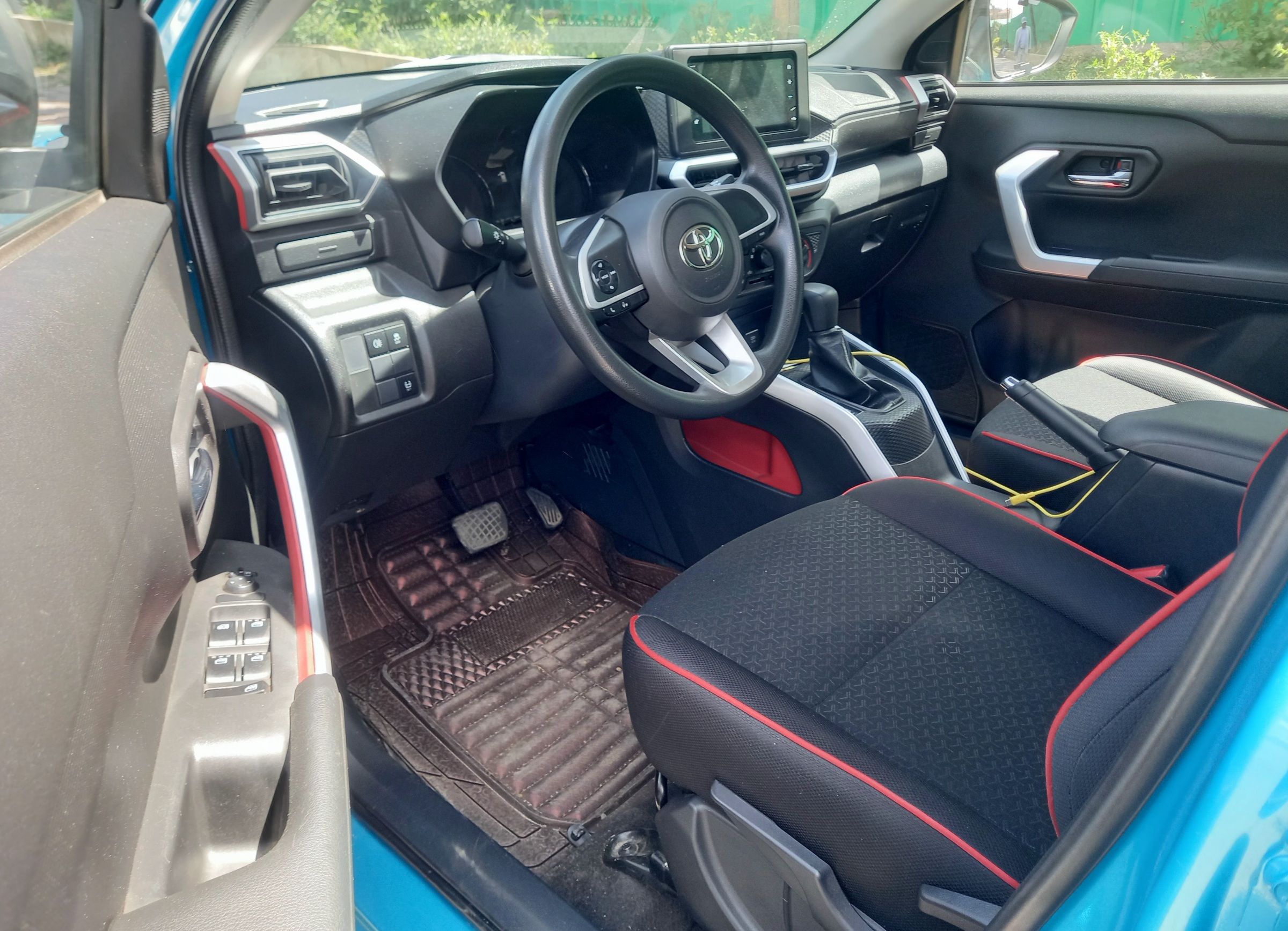 Toyota Raize (1.2CC) - Image