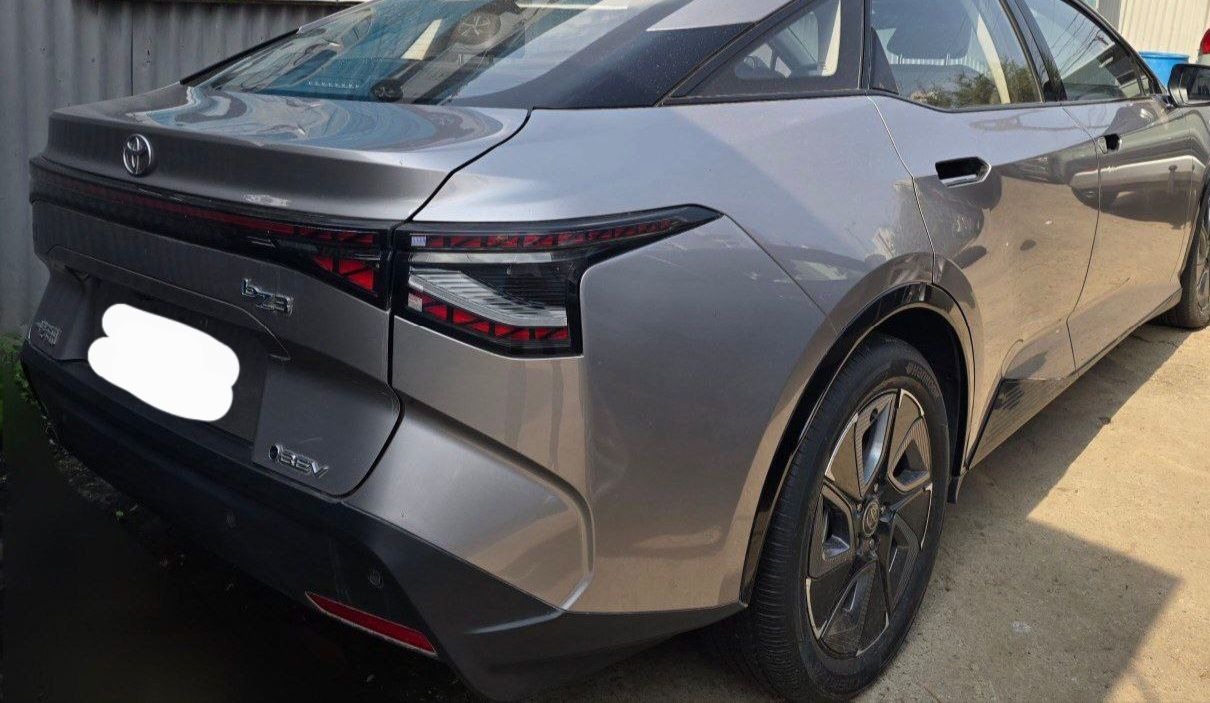Toyota BZ3 (EV) Seadan - Image