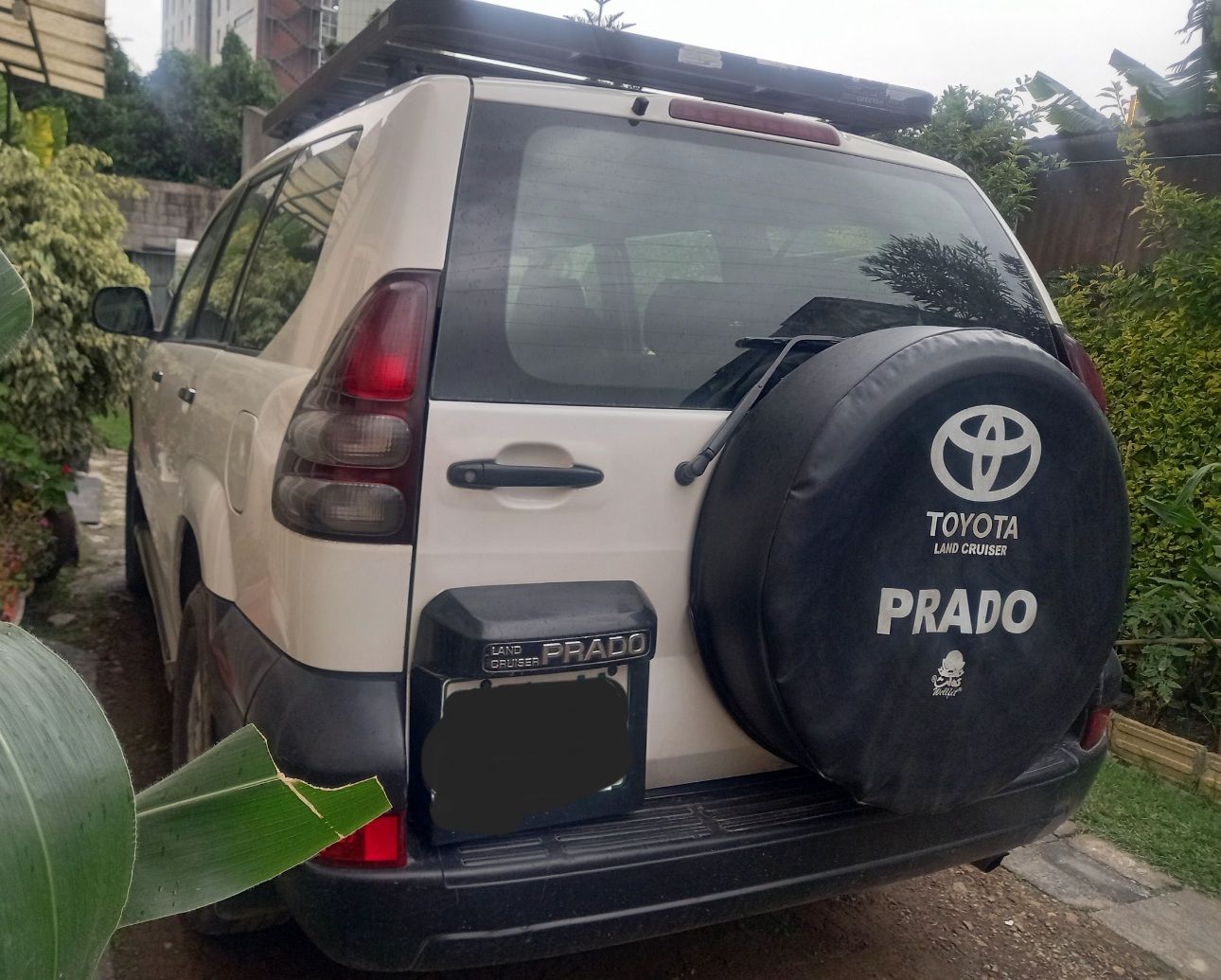 Toyota Prado 5L (7 Seats) - Image