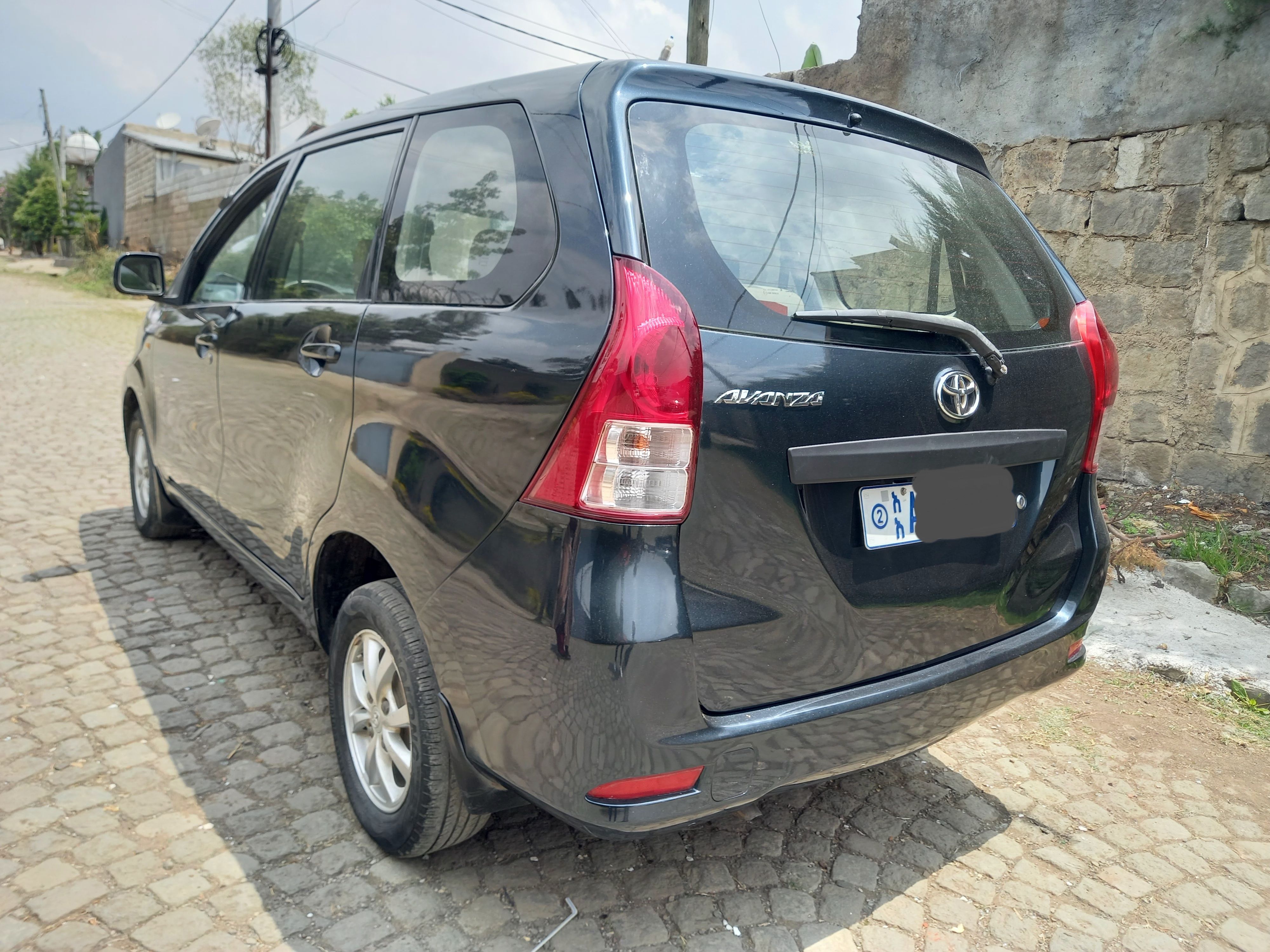 Toyota Avanza (7 Seat)