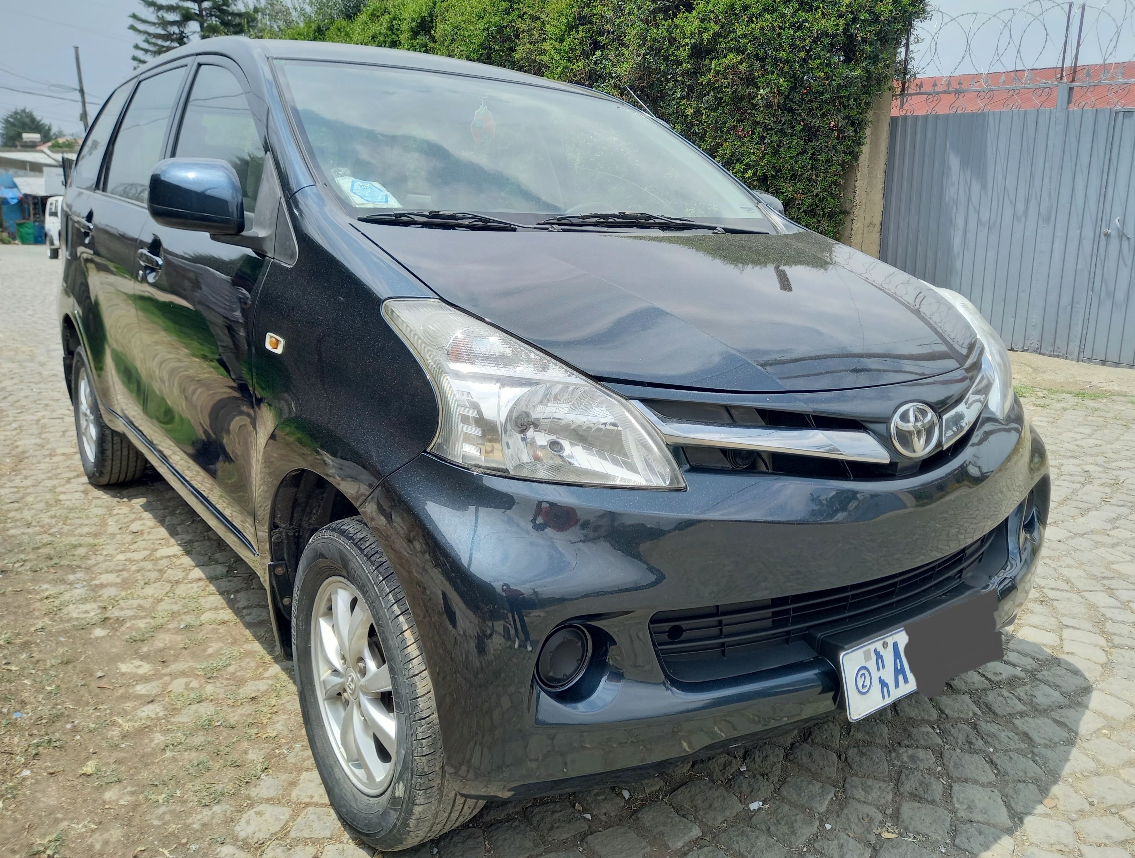 Toyota Avanza (7 Seat) - Image