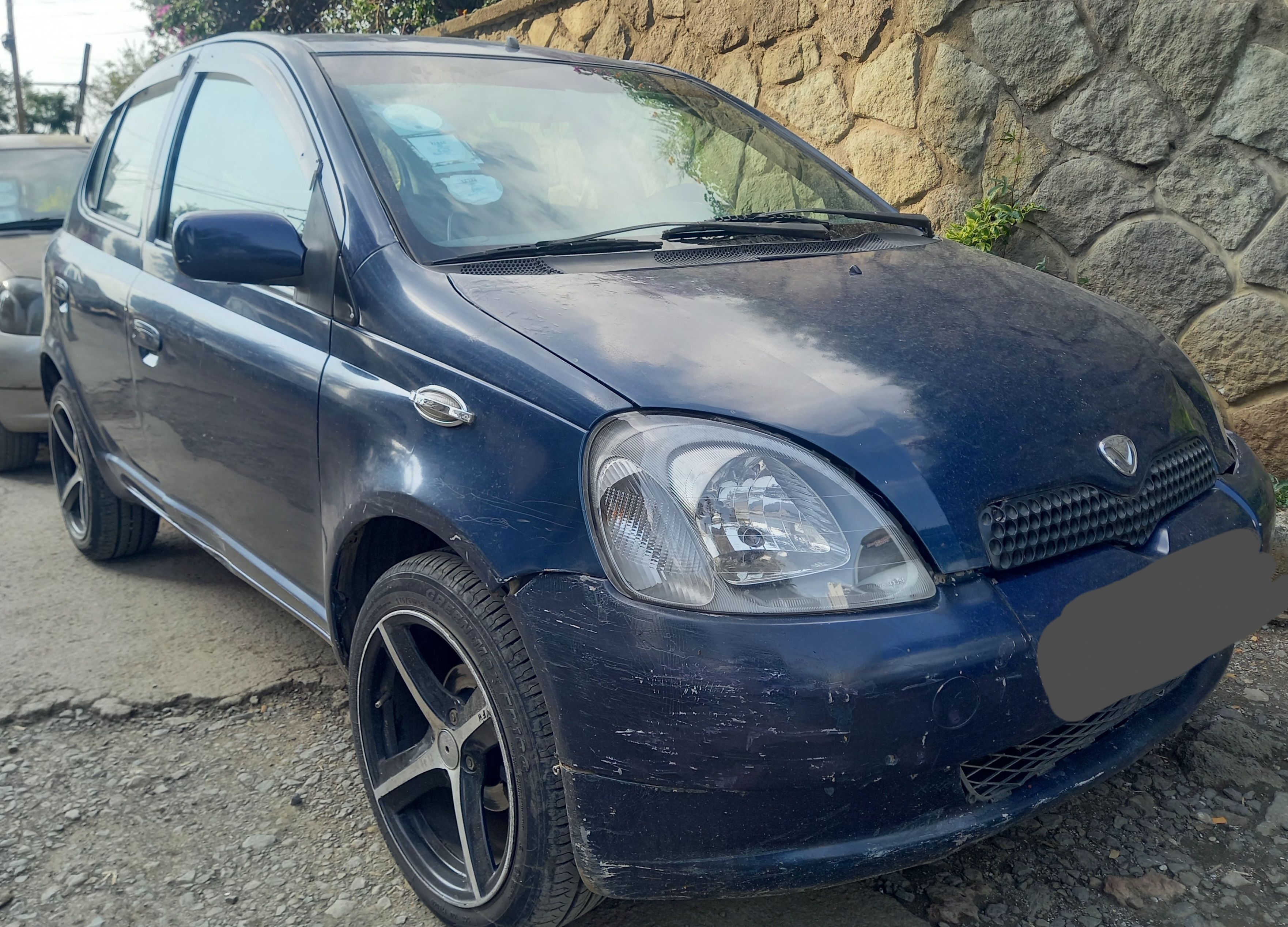 Toyota Vitz (Real 2001/12) - Image