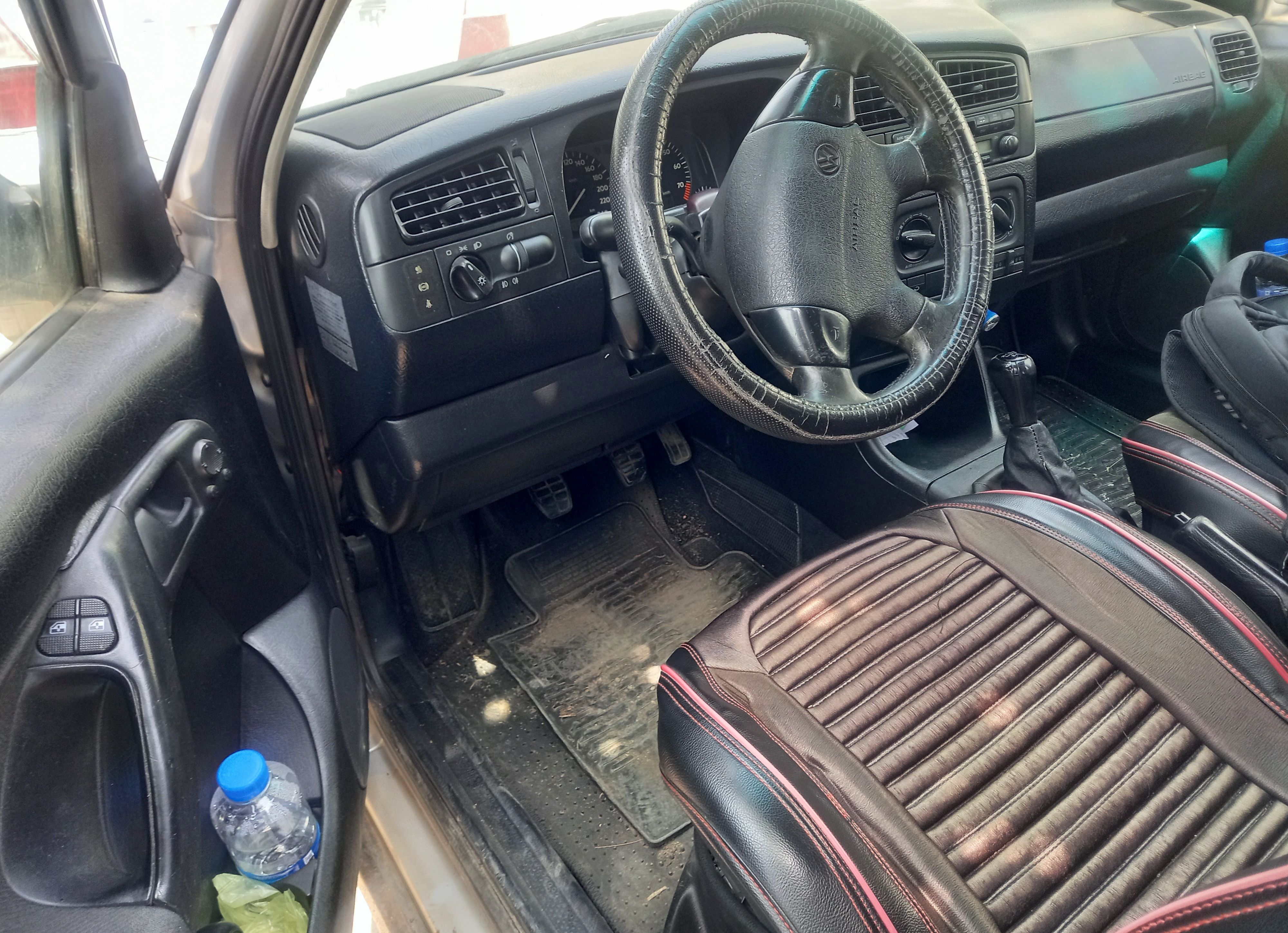 Volkswagen Golf - Image