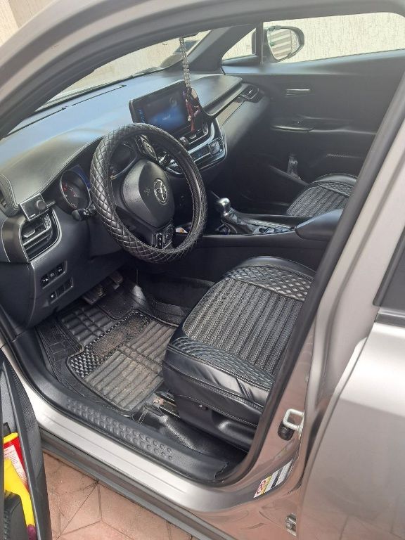 Toyota CH-R - Image