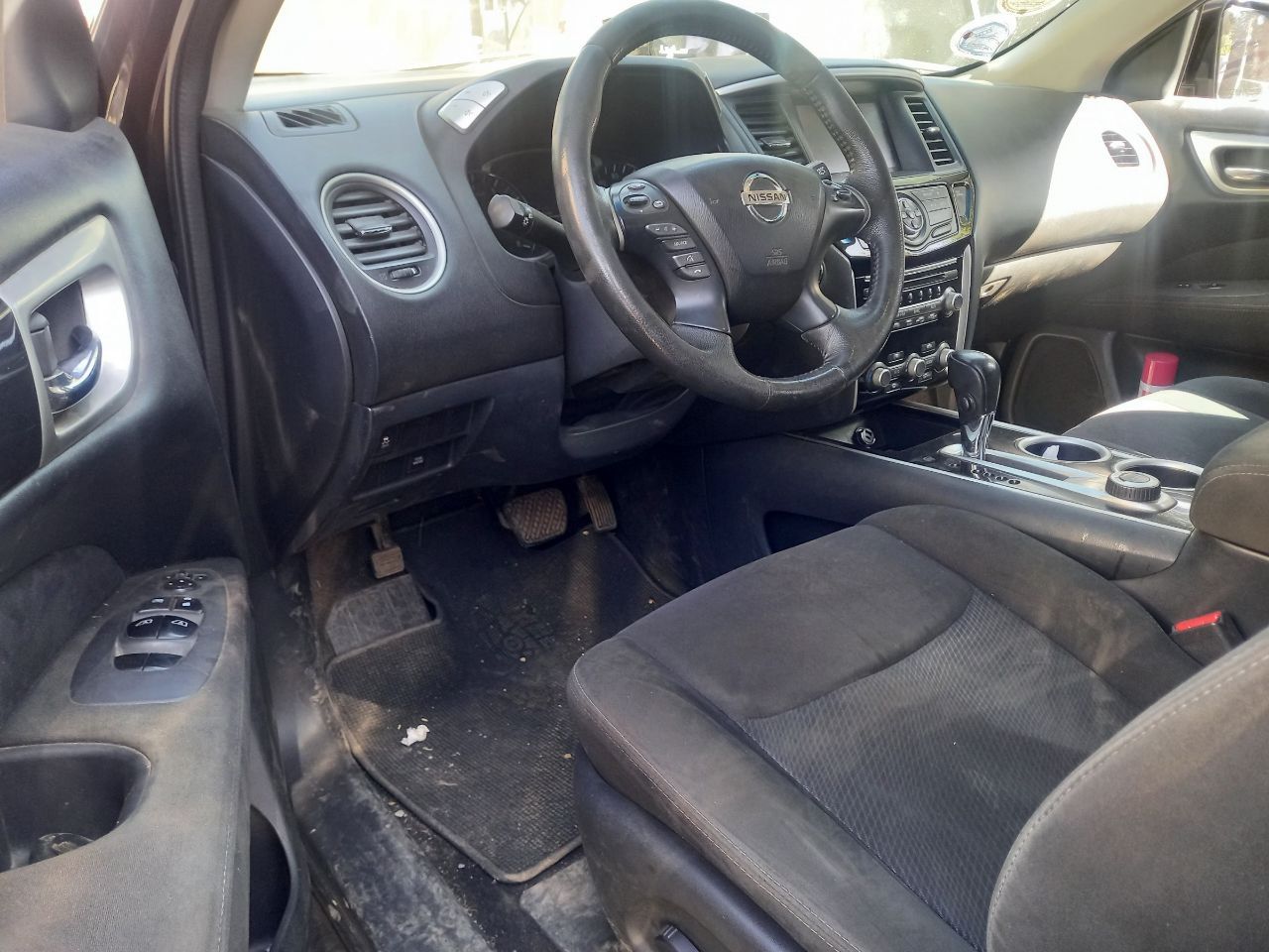 Nissan Pathfinder(7 seat) - Image