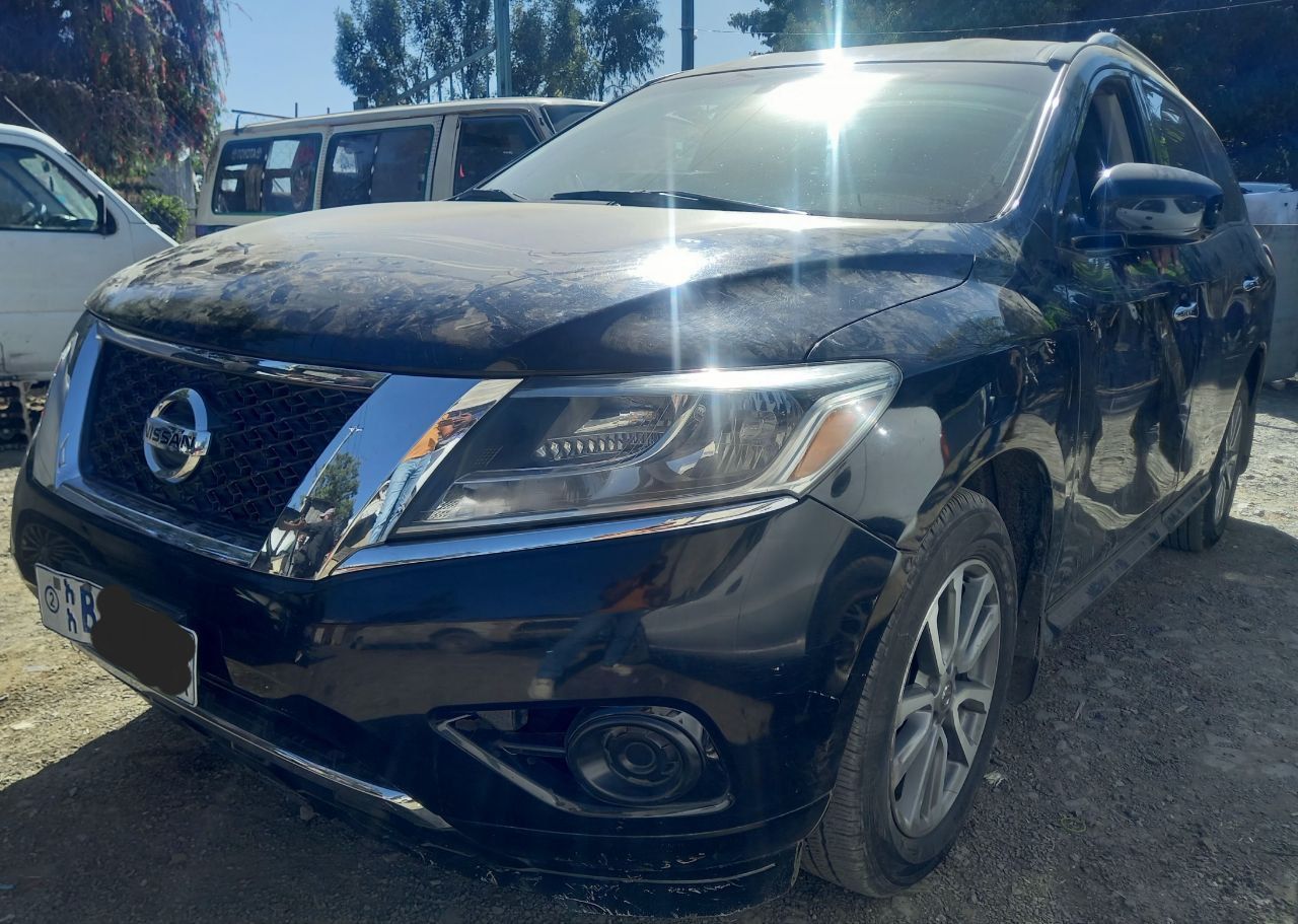 Nissan Pathfinder(7 seat) - Image