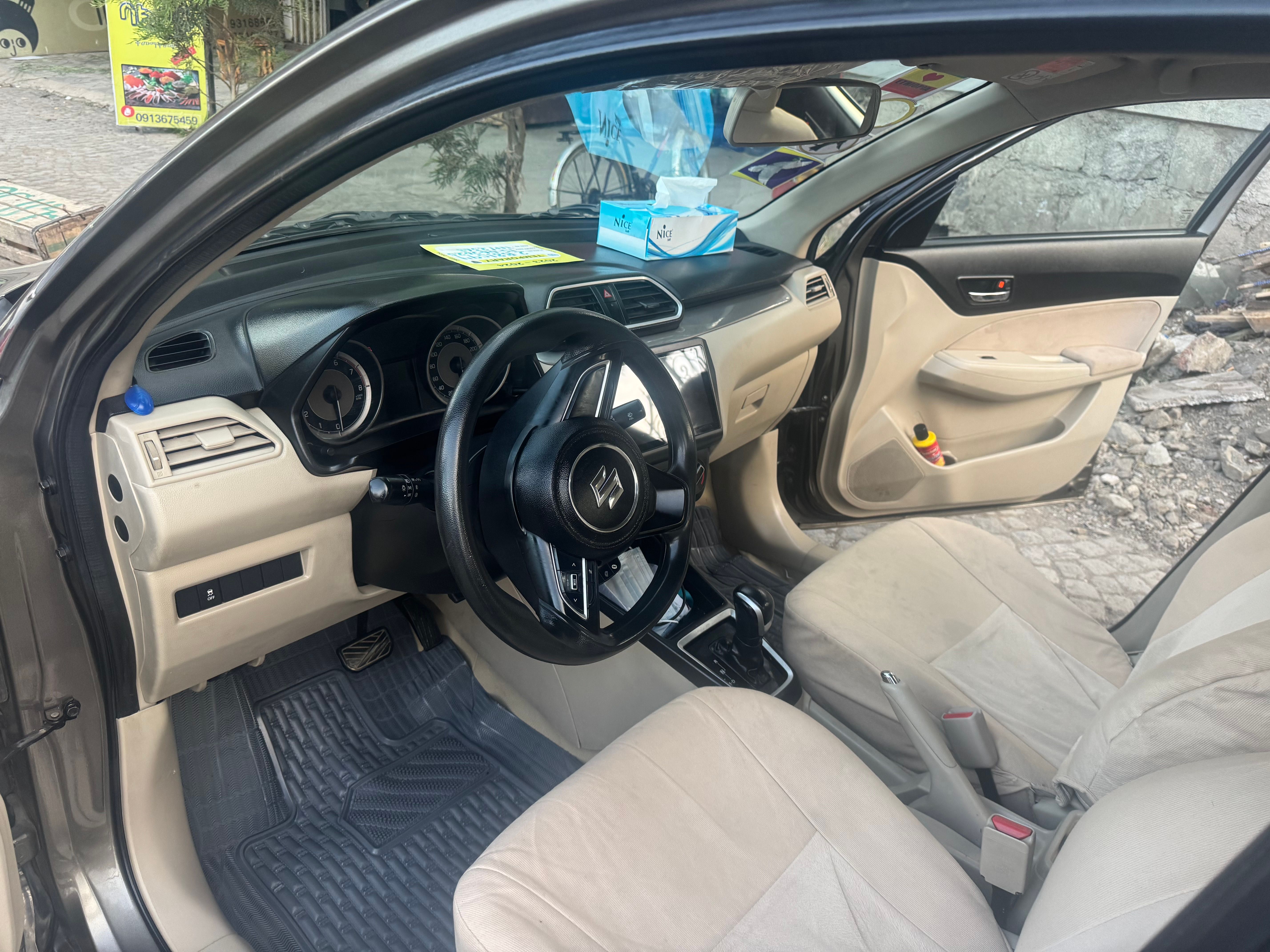 Suzuki Desire - Image