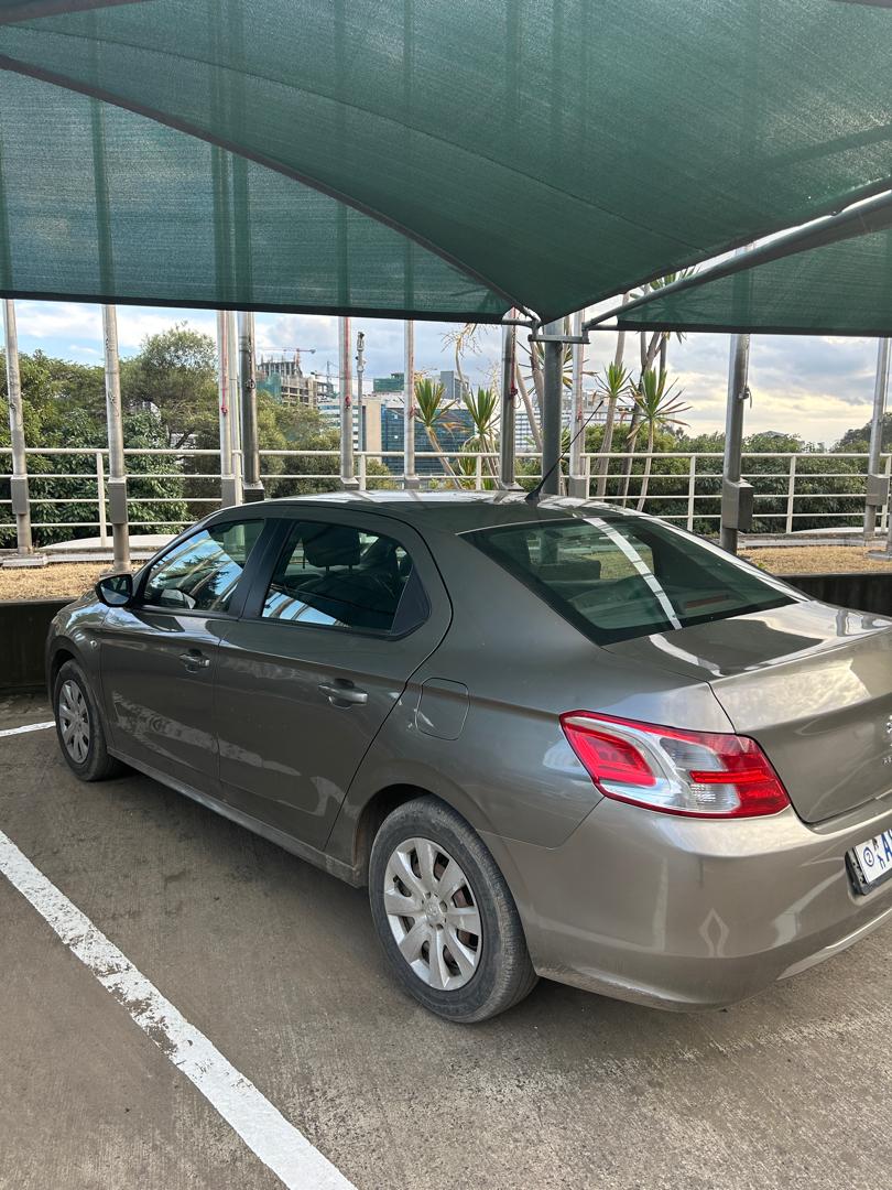 Peugeot 301