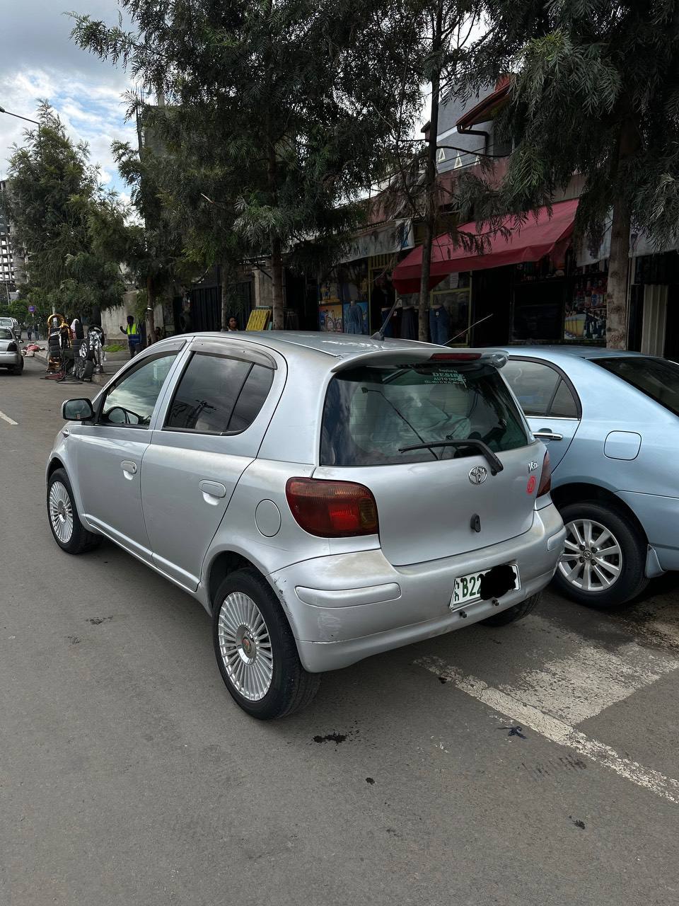 TOYOTA VITZ 2004 - Image