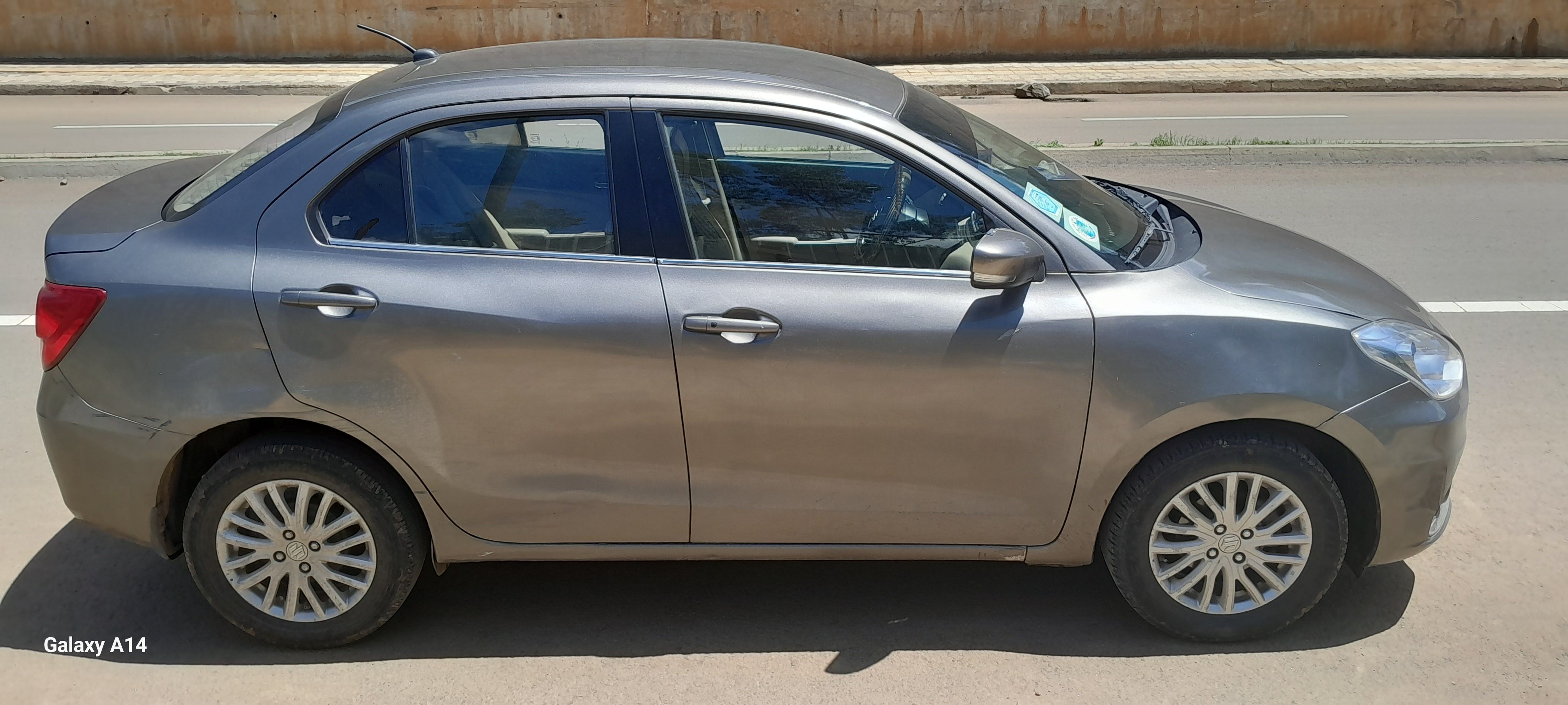 Suziki dezire with  loan 1850000 - Image