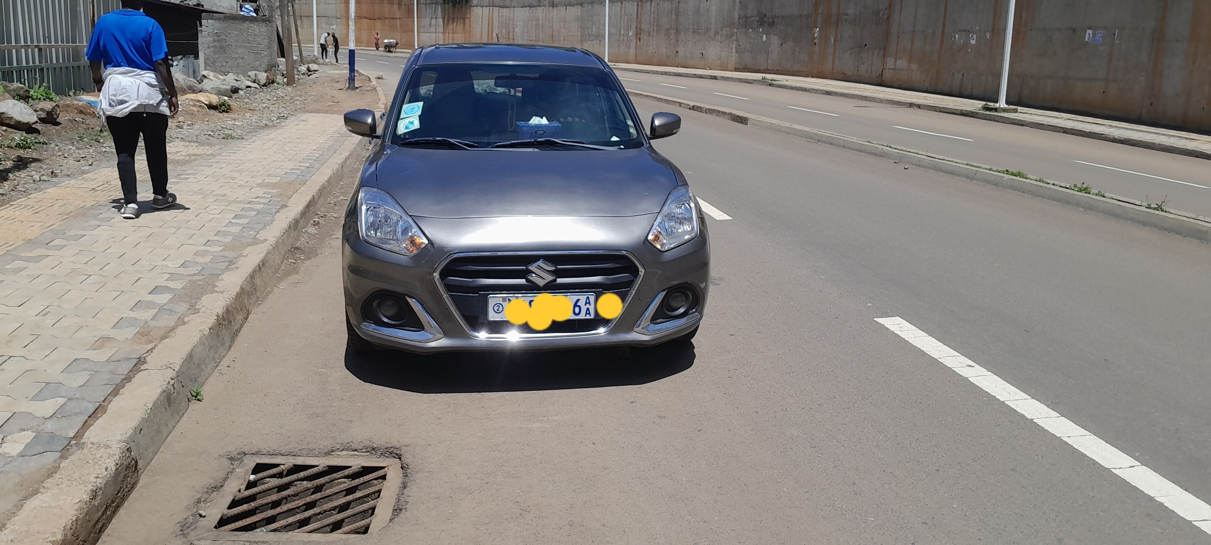 Suziki dezire with  loan 1850000 - Image