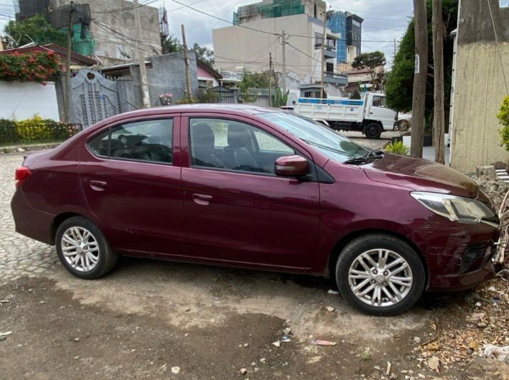 Mitsubishi,Attrage