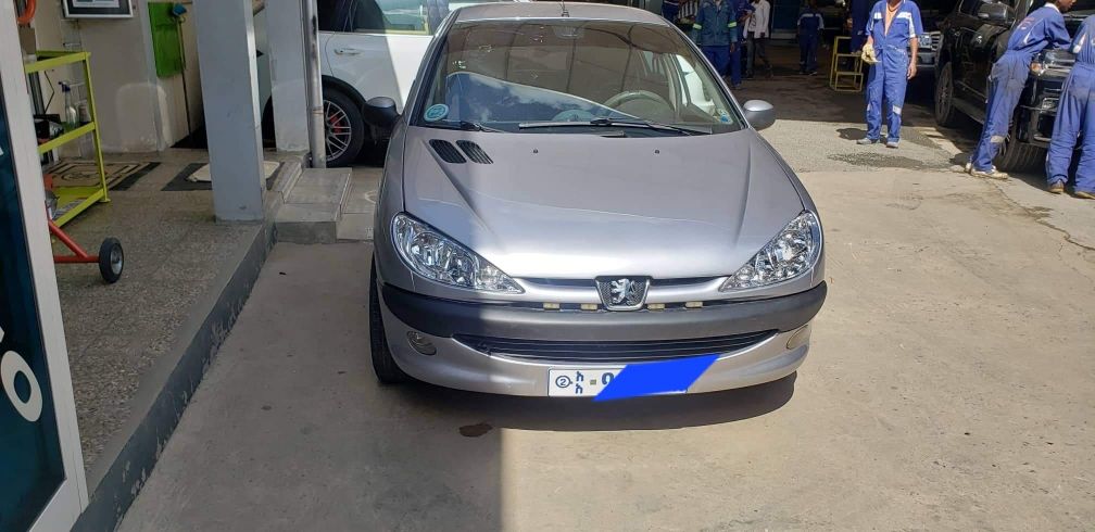 Peugeot 206