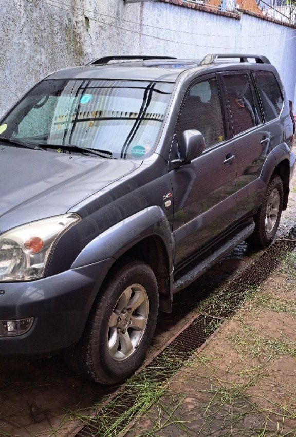 Toyota Landcruiser Prado  - Image