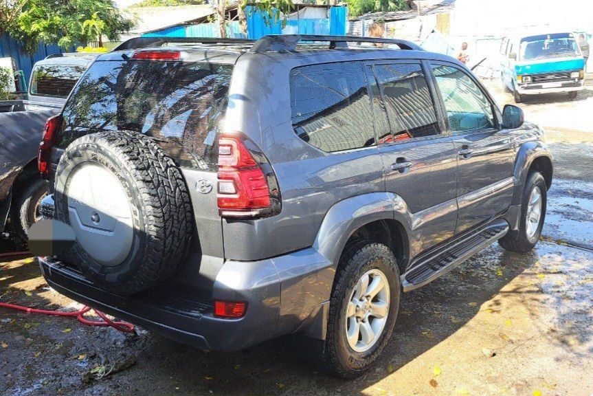 Toyota Landcruiser Prado  - Image