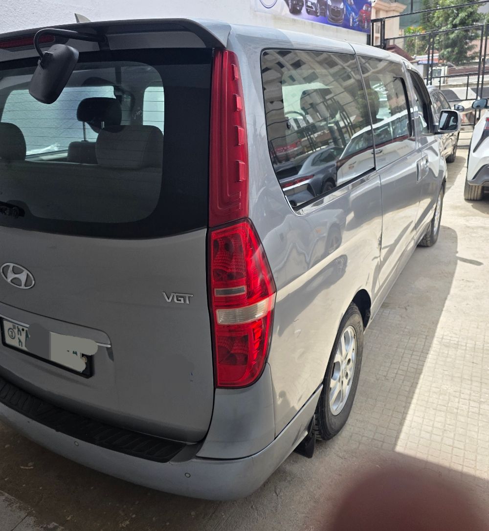 Hyundai Starex  - Image