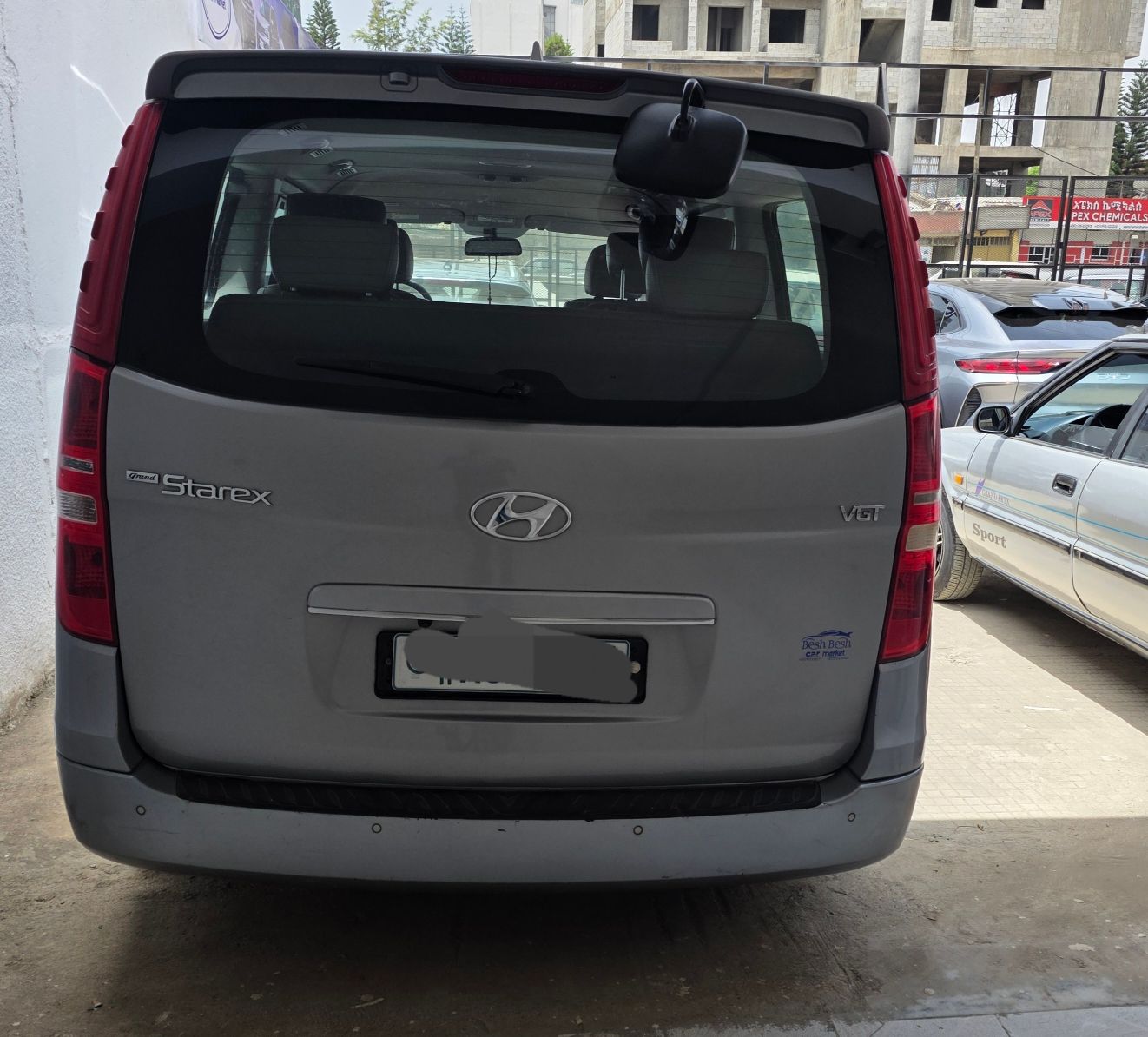Hyundai Starex  - Image